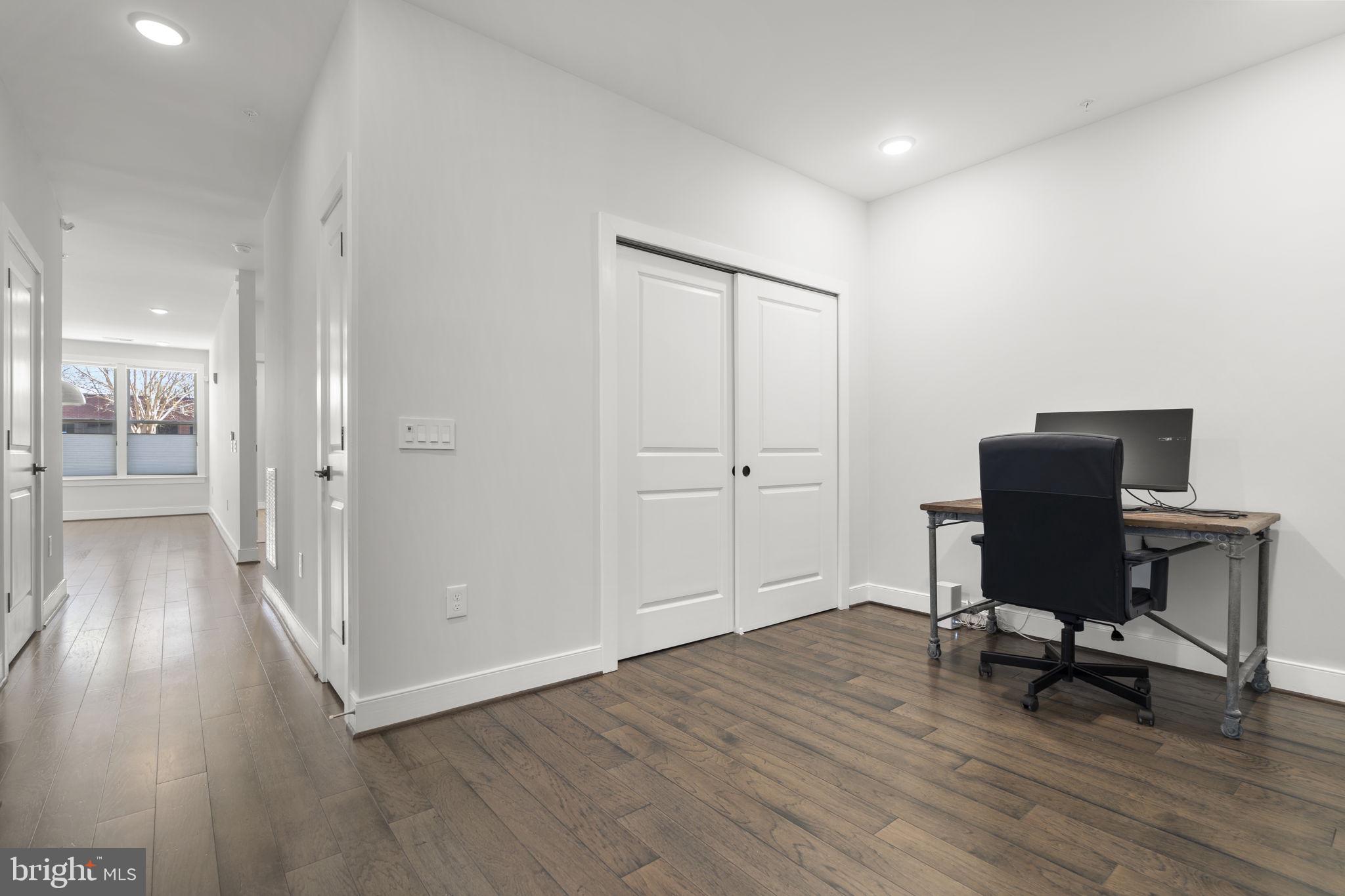 LOFTS AT RESTON STATION - Residential