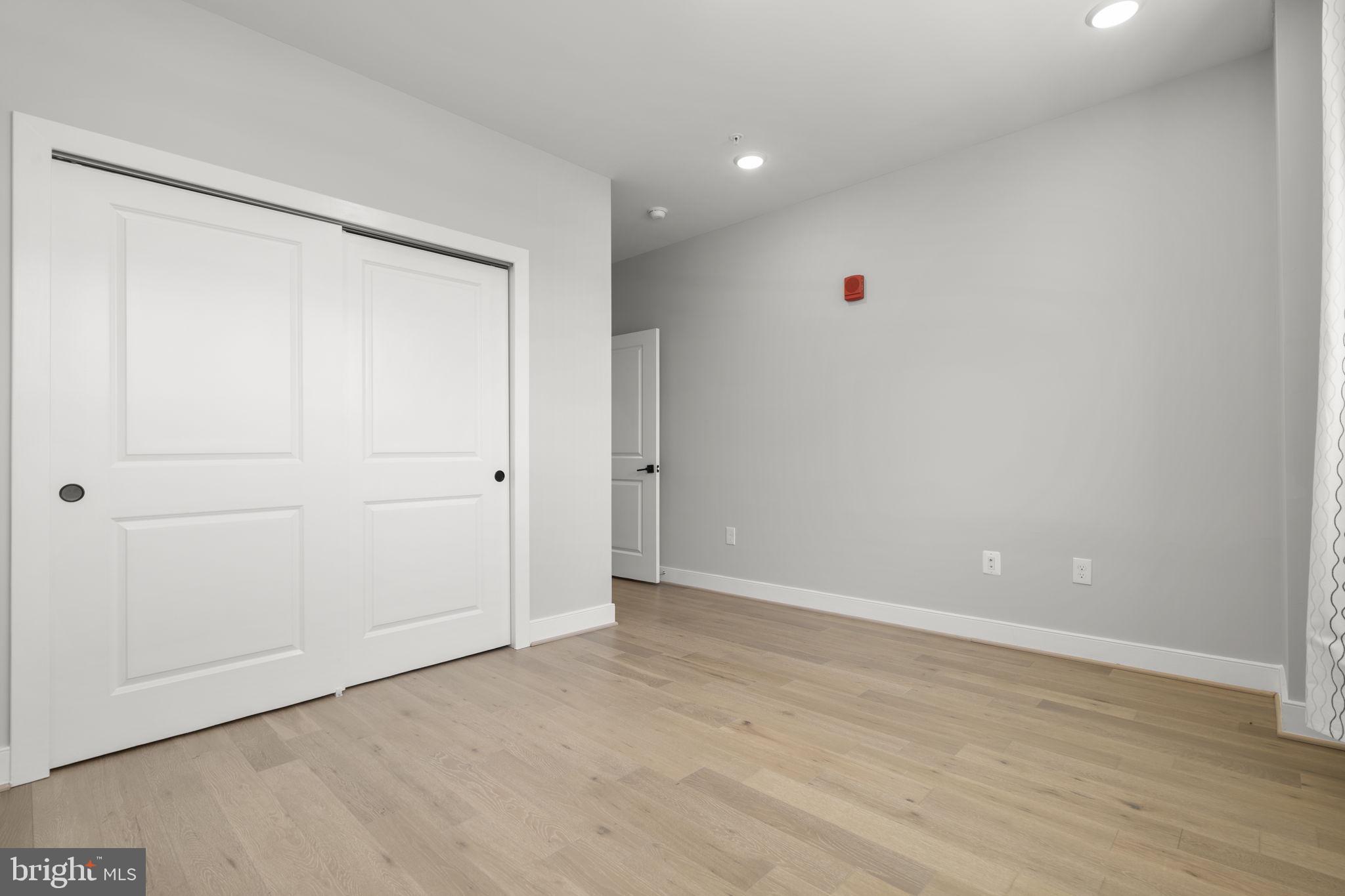 LOFTS AT RESTON STATION - Residential