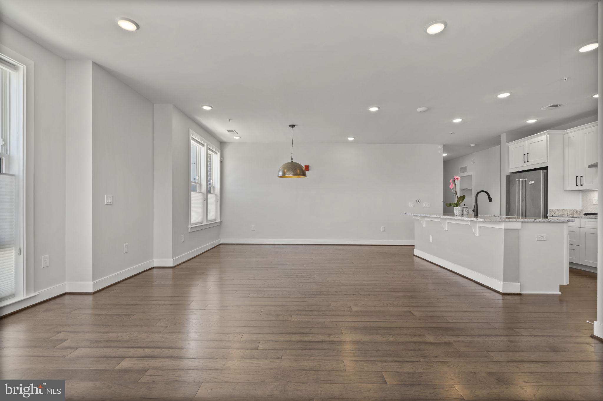 LOFTS AT RESTON STATION - Residential