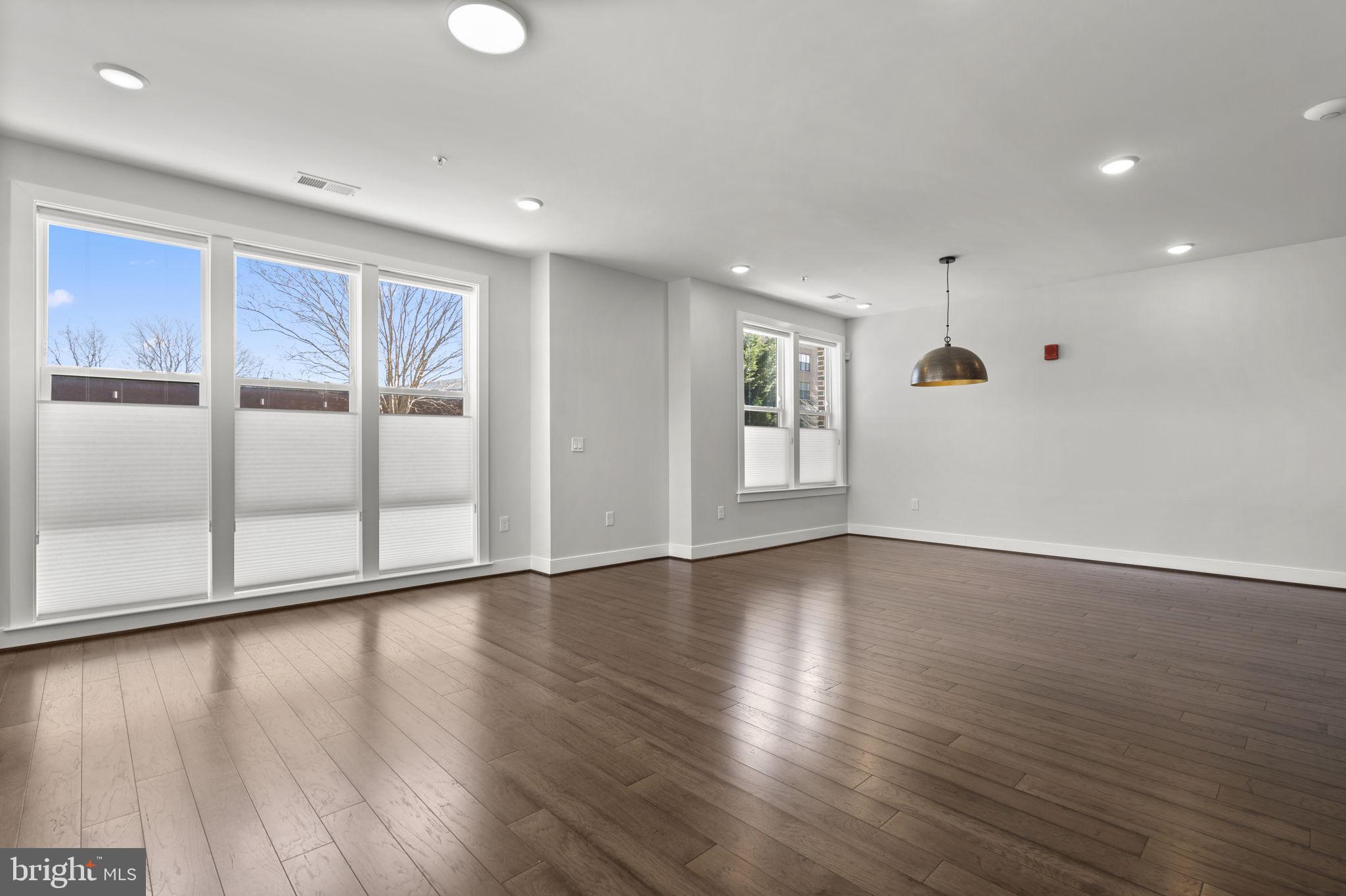 LOFTS AT RESTON STATION - Residential