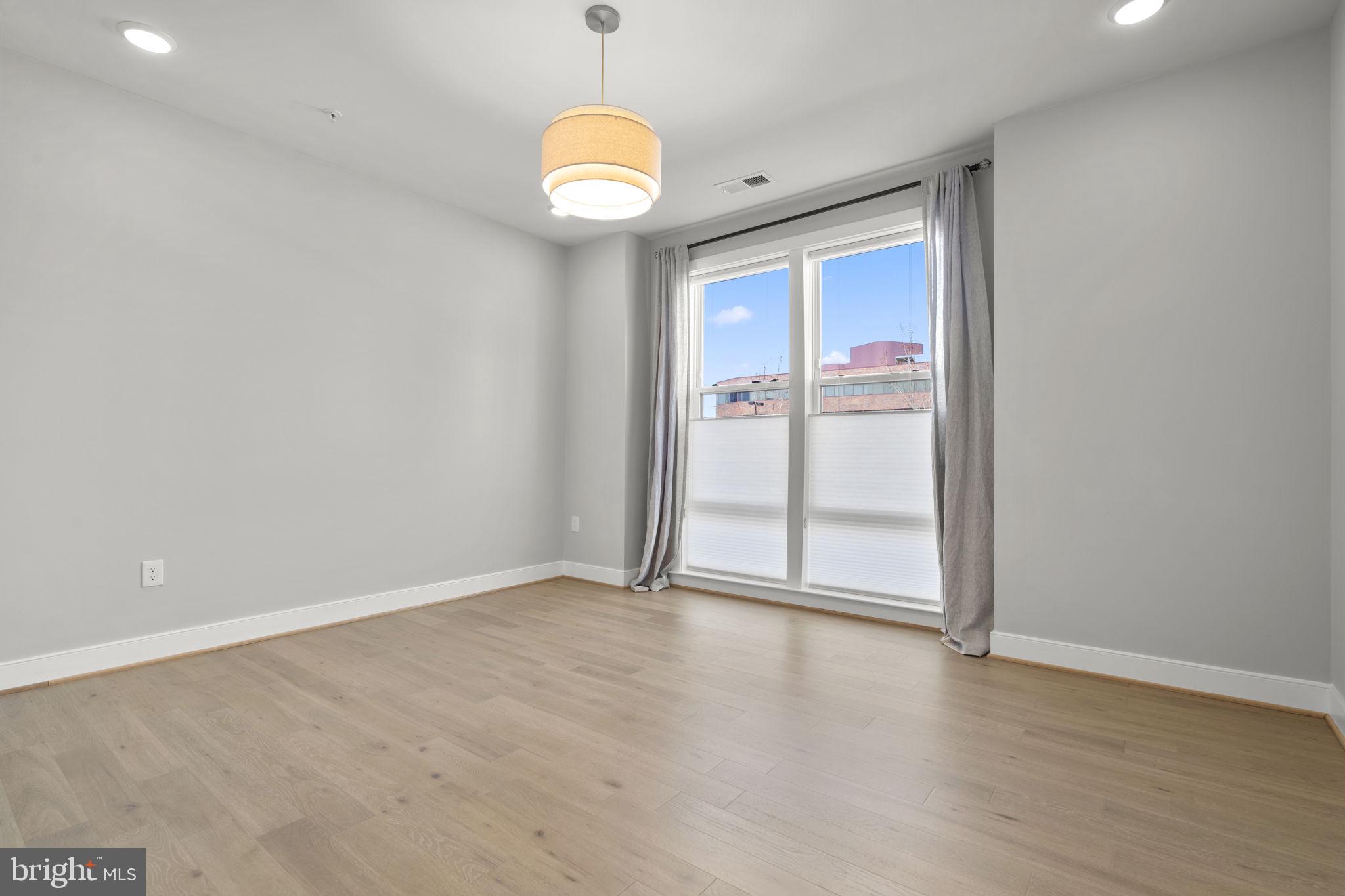 LOFTS AT RESTON STATION - Residential