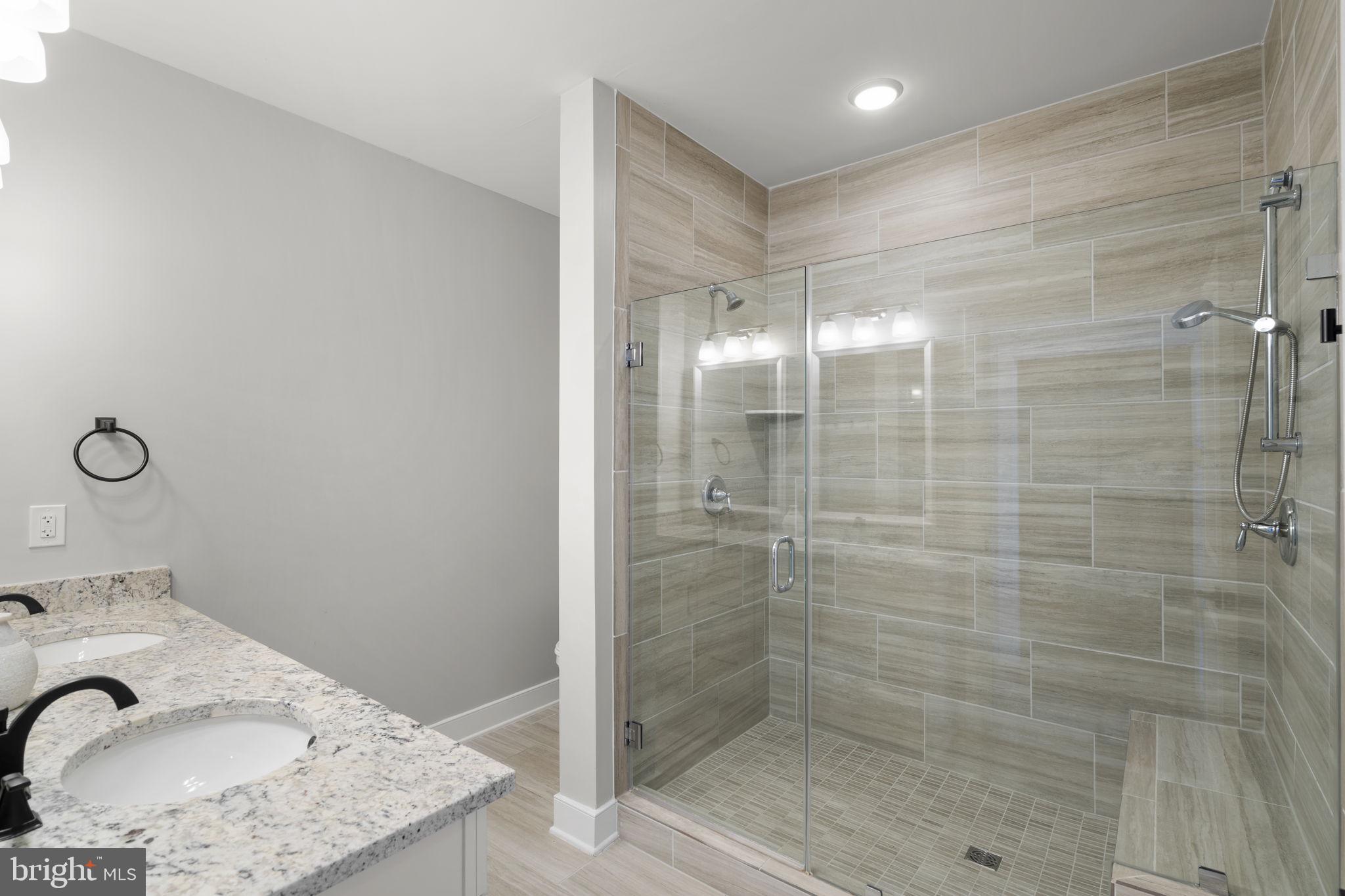 LOFTS AT RESTON STATION - Residential