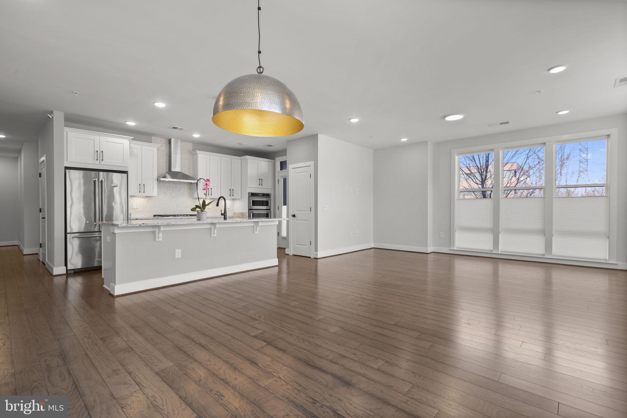 LOFTS AT RESTON STATION - Residential