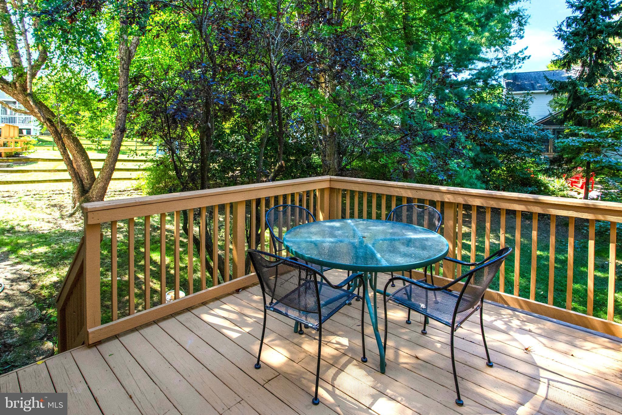 VILLAGE OF RIVER HILL - Residential