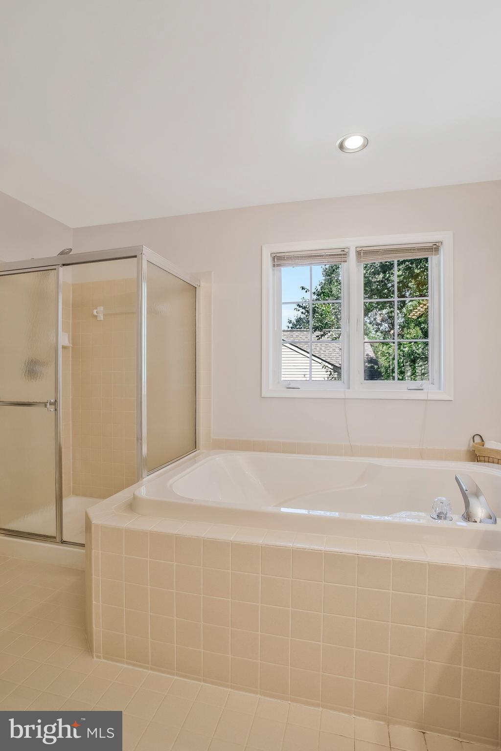 VILLAGE OF RIVER HILL - Residential