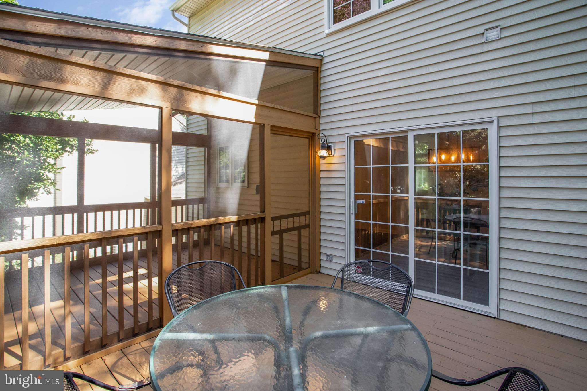 VILLAGE OF RIVER HILL - Residential