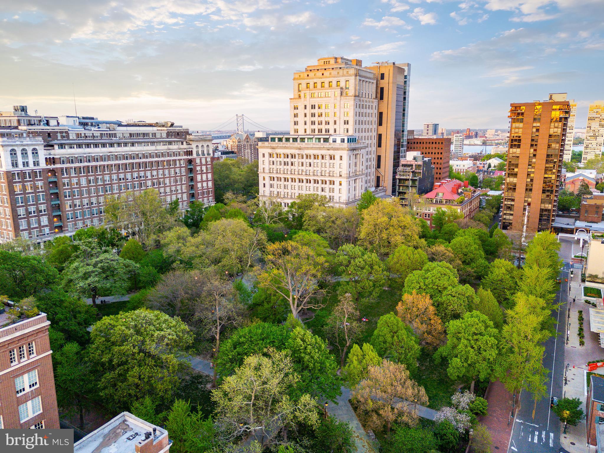 SOCIETY HILL - Residential