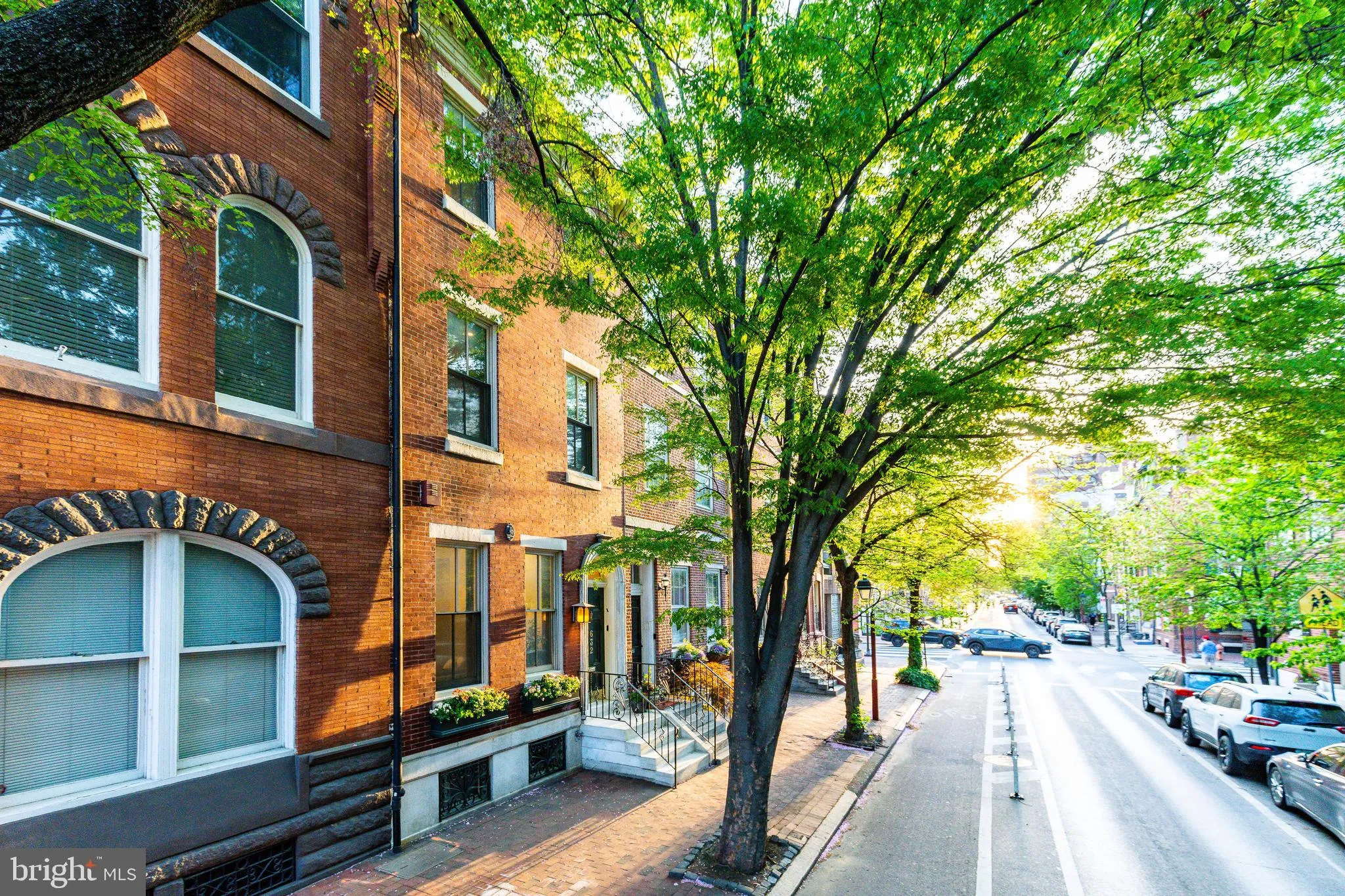 Philadelphia, Pennsylvania 19106, United States, 4 Bedrooms Bedrooms, ,4 BathroomsBathrooms,Residential,Contingent,120539