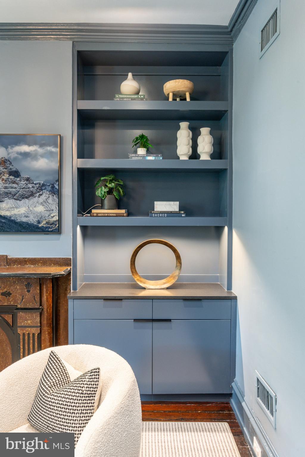 SOCIETY HILL - Residential