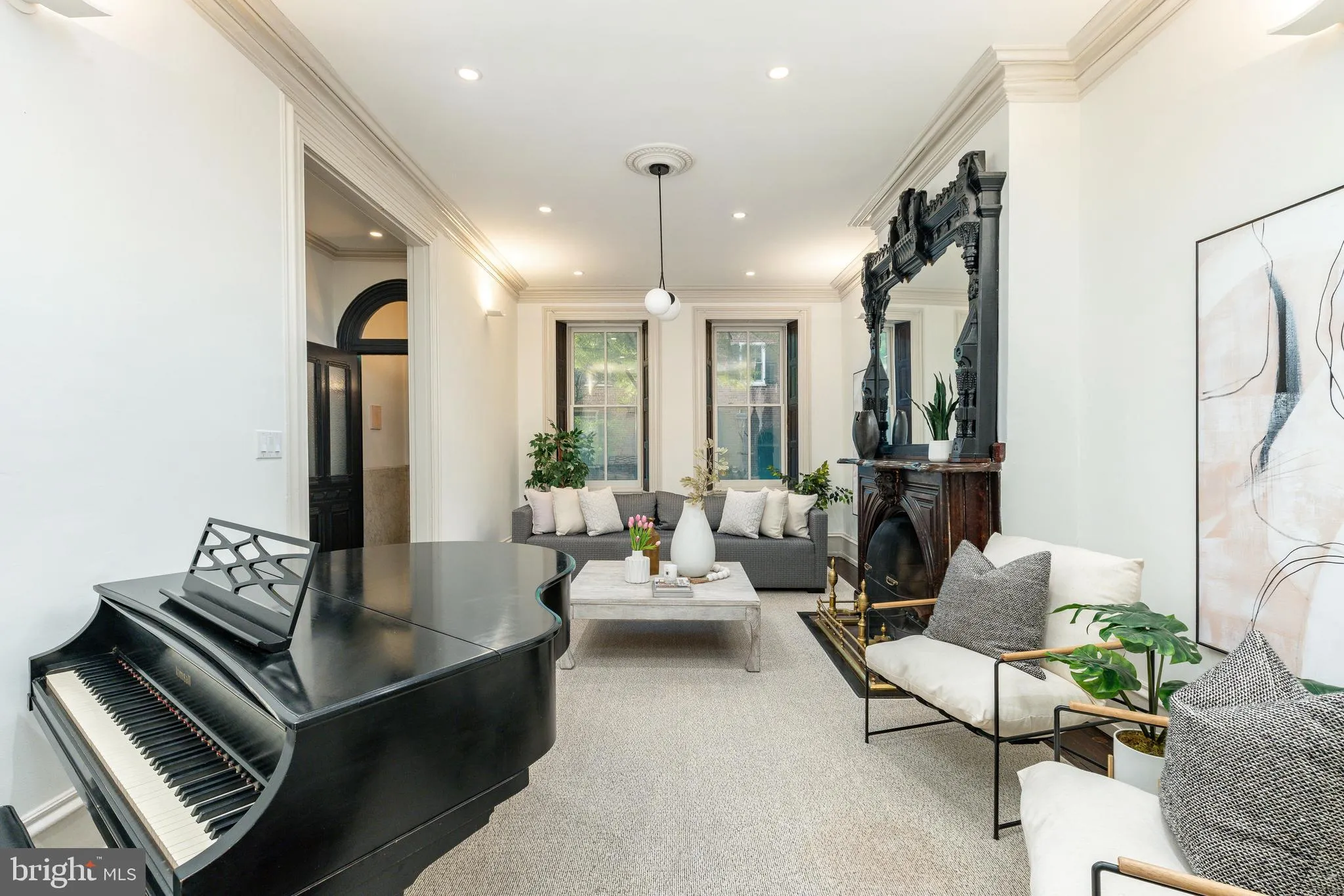 Philadelphia, Pennsylvania 19106, United States, 4 Bedrooms Bedrooms, ,4 BathroomsBathrooms,Residential,Contingent,120539