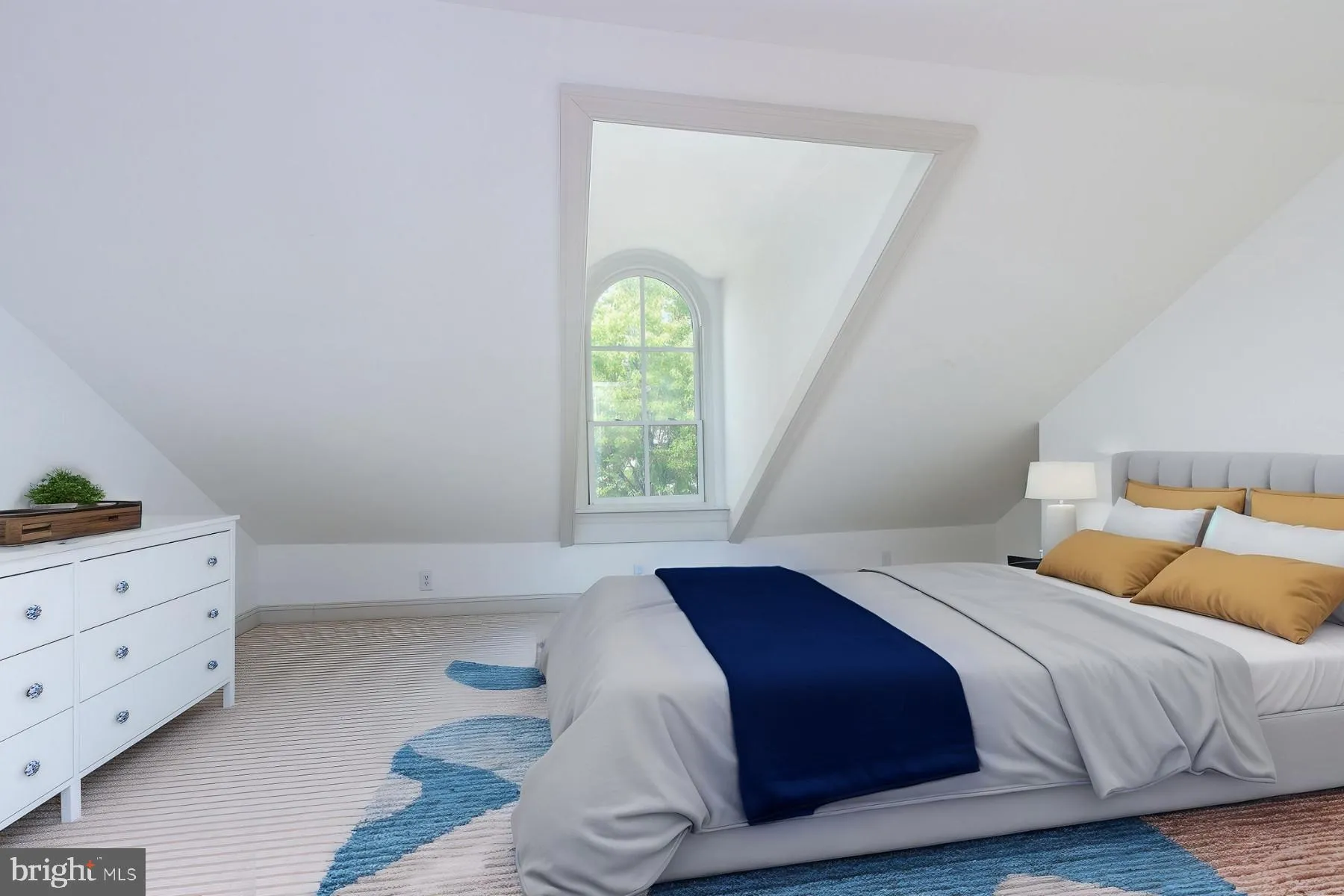 Philadelphia, Pennsylvania 19106, United States, 4 Bedrooms Bedrooms, ,4 BathroomsBathrooms,Residential,Contingent,120539