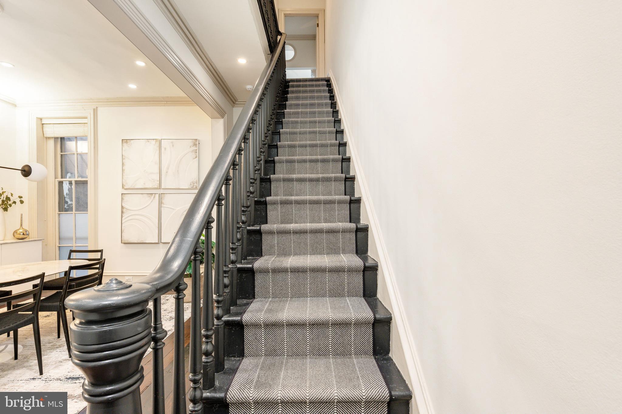 SOCIETY HILL - Residential