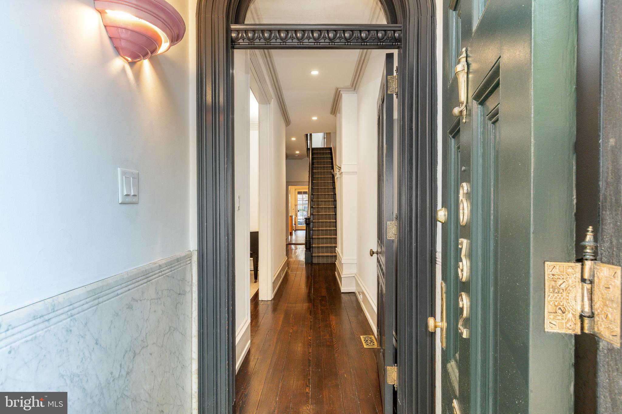 SOCIETY HILL - Residential