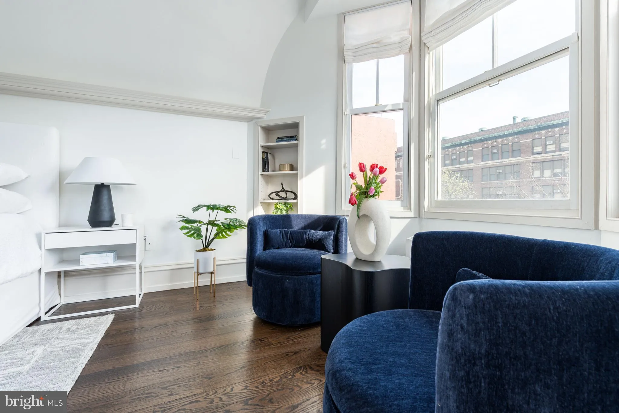 Philadelphia, Pennsylvania 19106, United States, 4 Bedrooms Bedrooms, ,4 BathroomsBathrooms,Residential,Contingent,120539