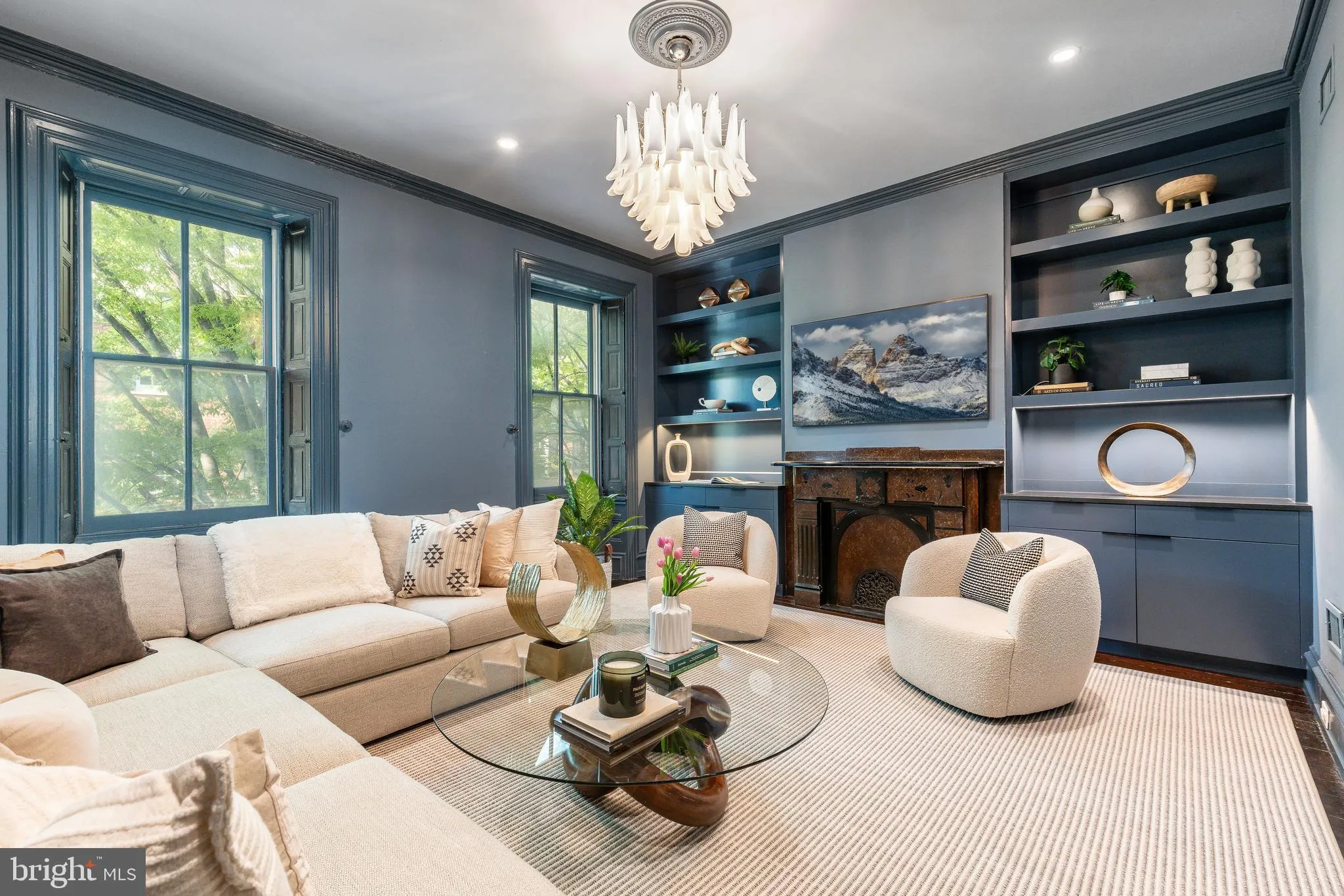 Philadelphia, Pennsylvania 19106, United States, 4 Bedrooms Bedrooms, ,4 BathroomsBathrooms,Residential,Contingent,120539