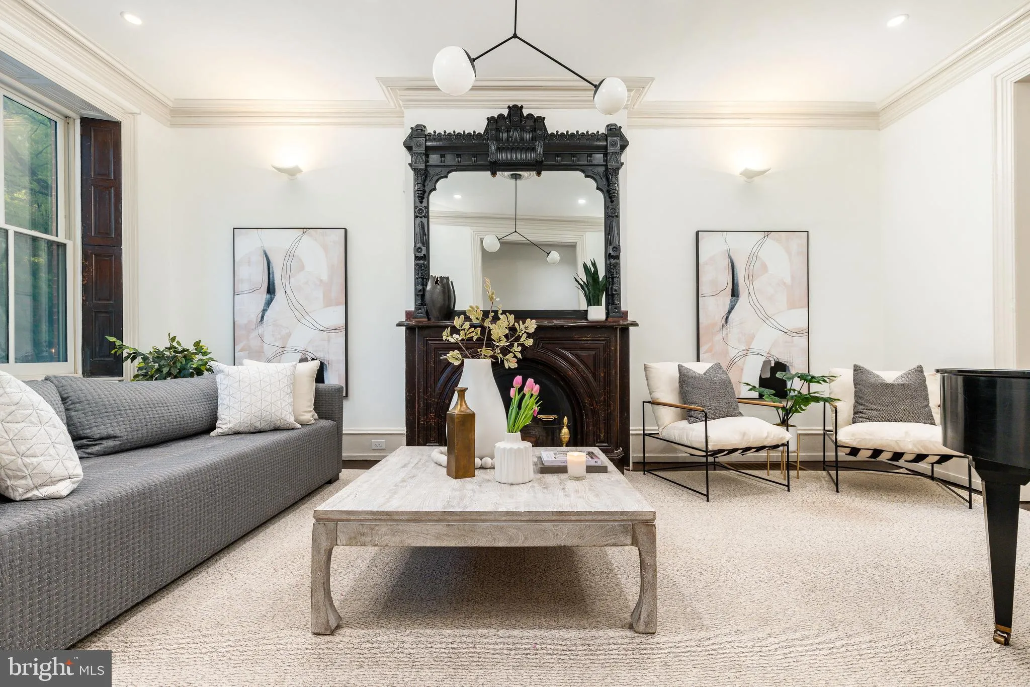 Philadelphia, Pennsylvania 19106, United States, 4 Bedrooms Bedrooms, ,4 BathroomsBathrooms,Residential,Contingent,120539