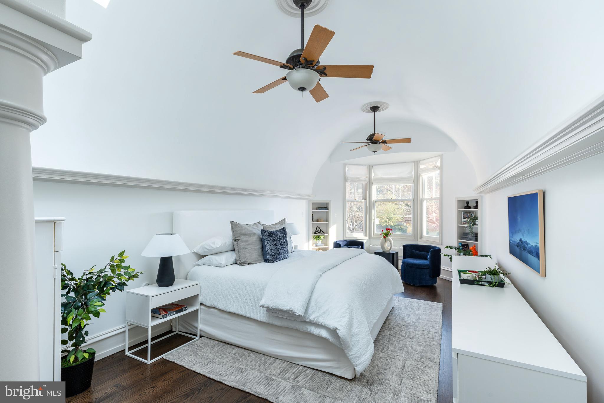 SOCIETY HILL - Residential