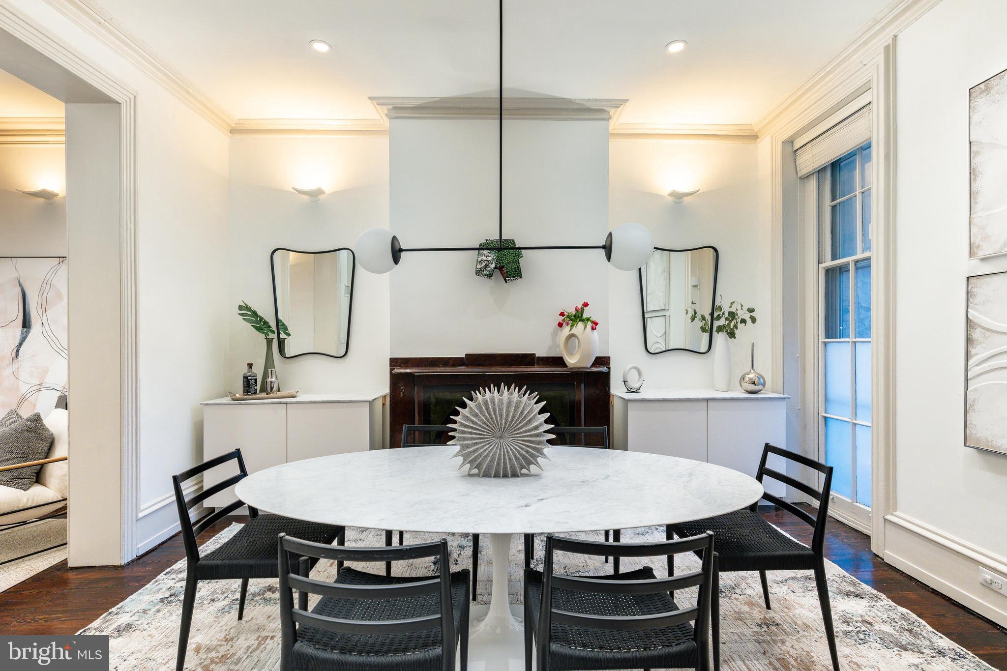 SOCIETY HILL - Residential