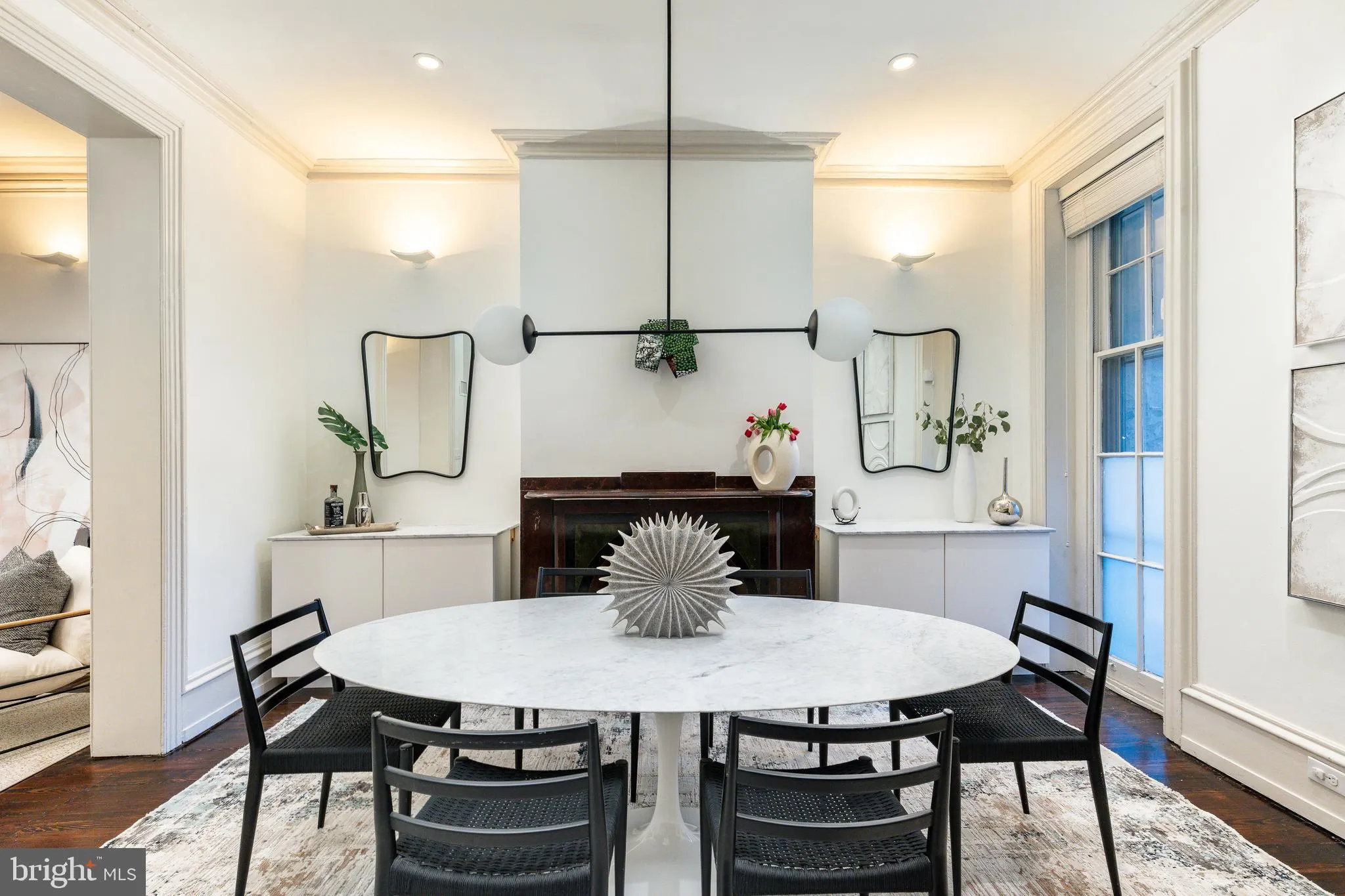 Philadelphia, Pennsylvania 19106, United States, 4 Bedrooms Bedrooms, ,4 BathroomsBathrooms,Residential,Contingent,120539