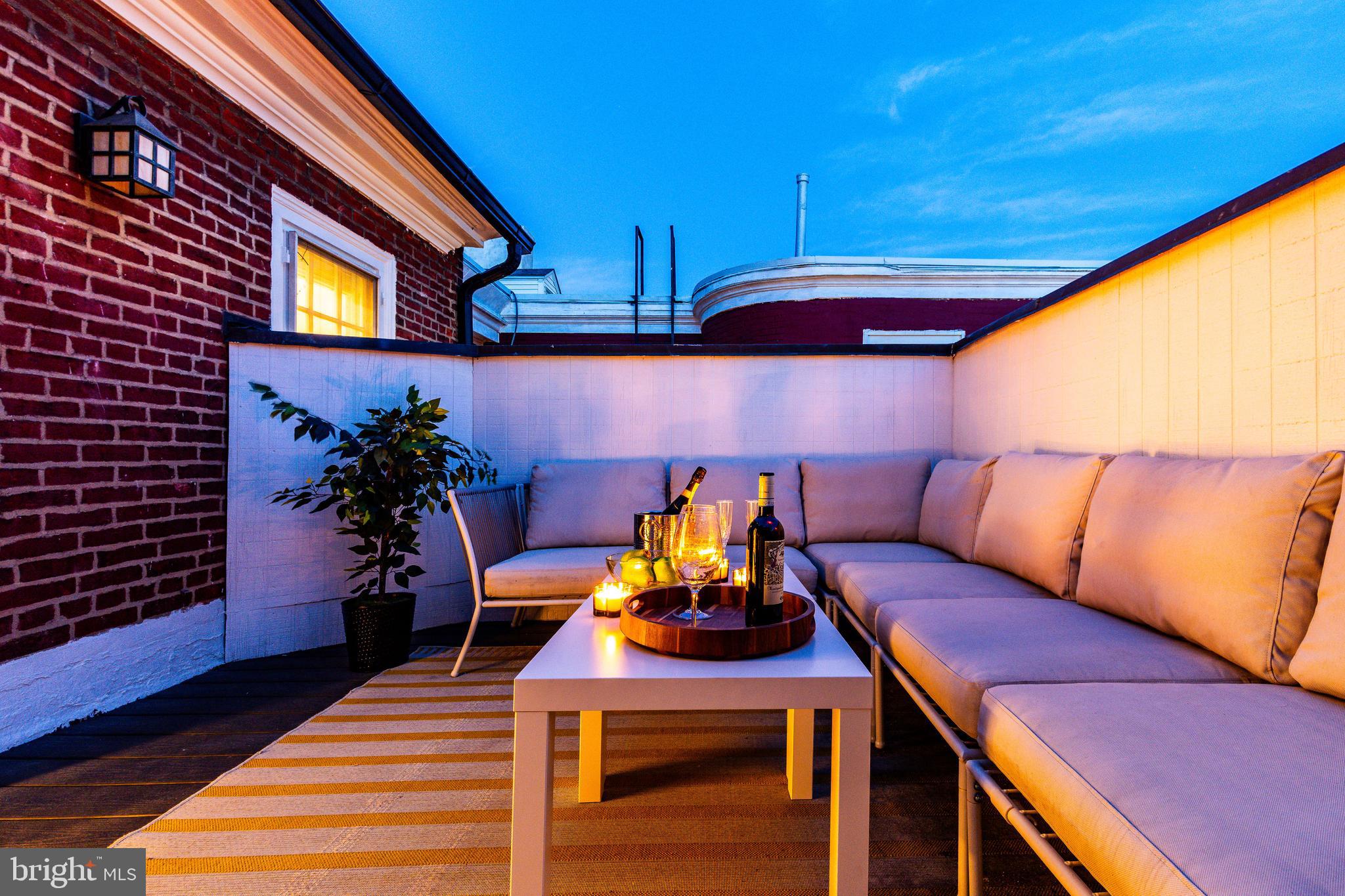 SOCIETY HILL - Residential