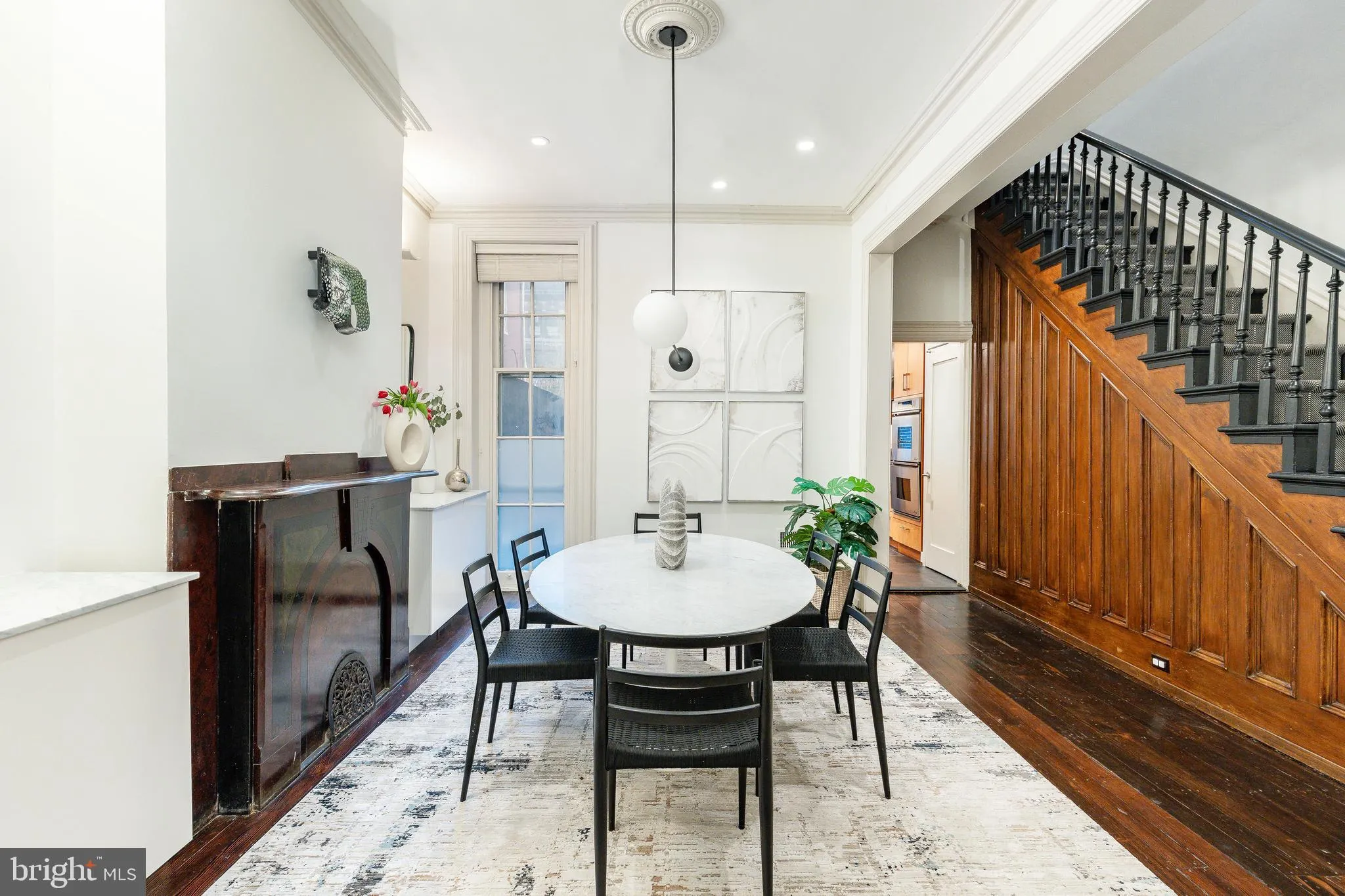 Philadelphia, Pennsylvania 19106, United States, 4 Bedrooms Bedrooms, ,4 BathroomsBathrooms,Residential,Contingent,120539