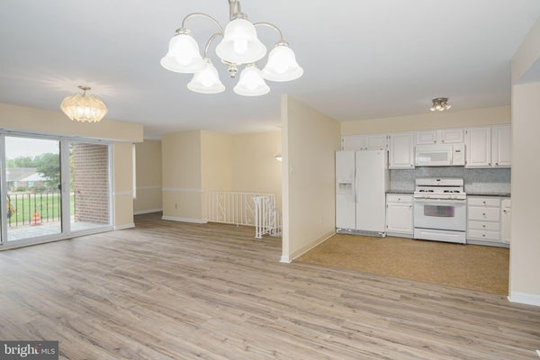 9505 NORTHEAST AVE # B, PHILADELPHIA, PA 19115 - Image f911f26867c734bc85d97cf4af0c06e4/292857230
