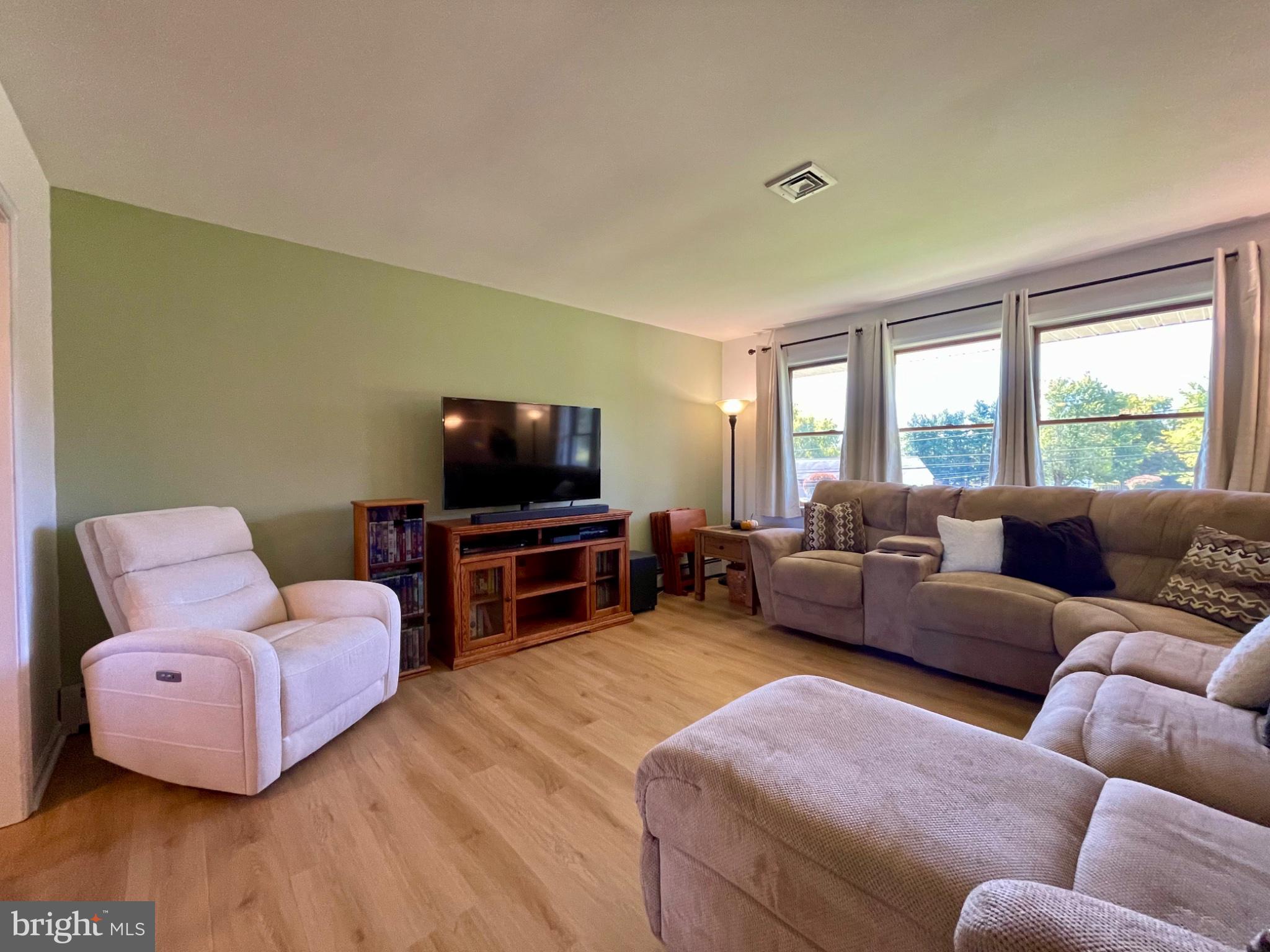 129 GRATERFORD ROAD
