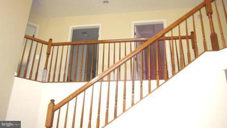 LAKELAND PLACE - Residential