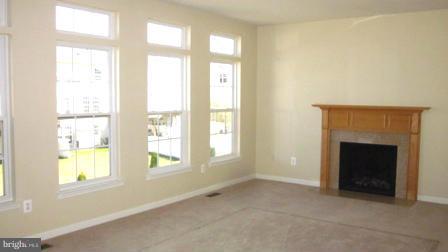 LAKELAND PLACE - Residential