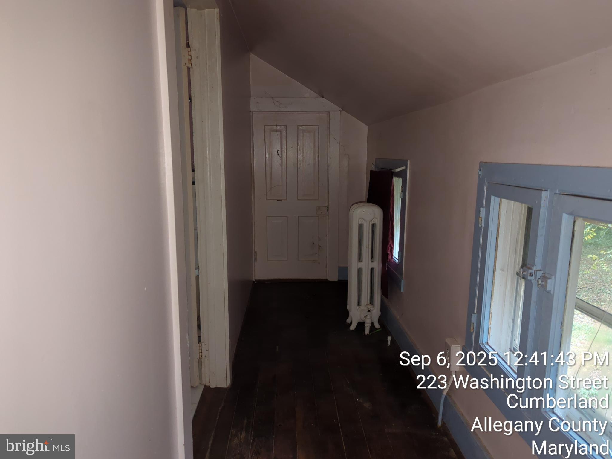 WEST SIDE - Residential