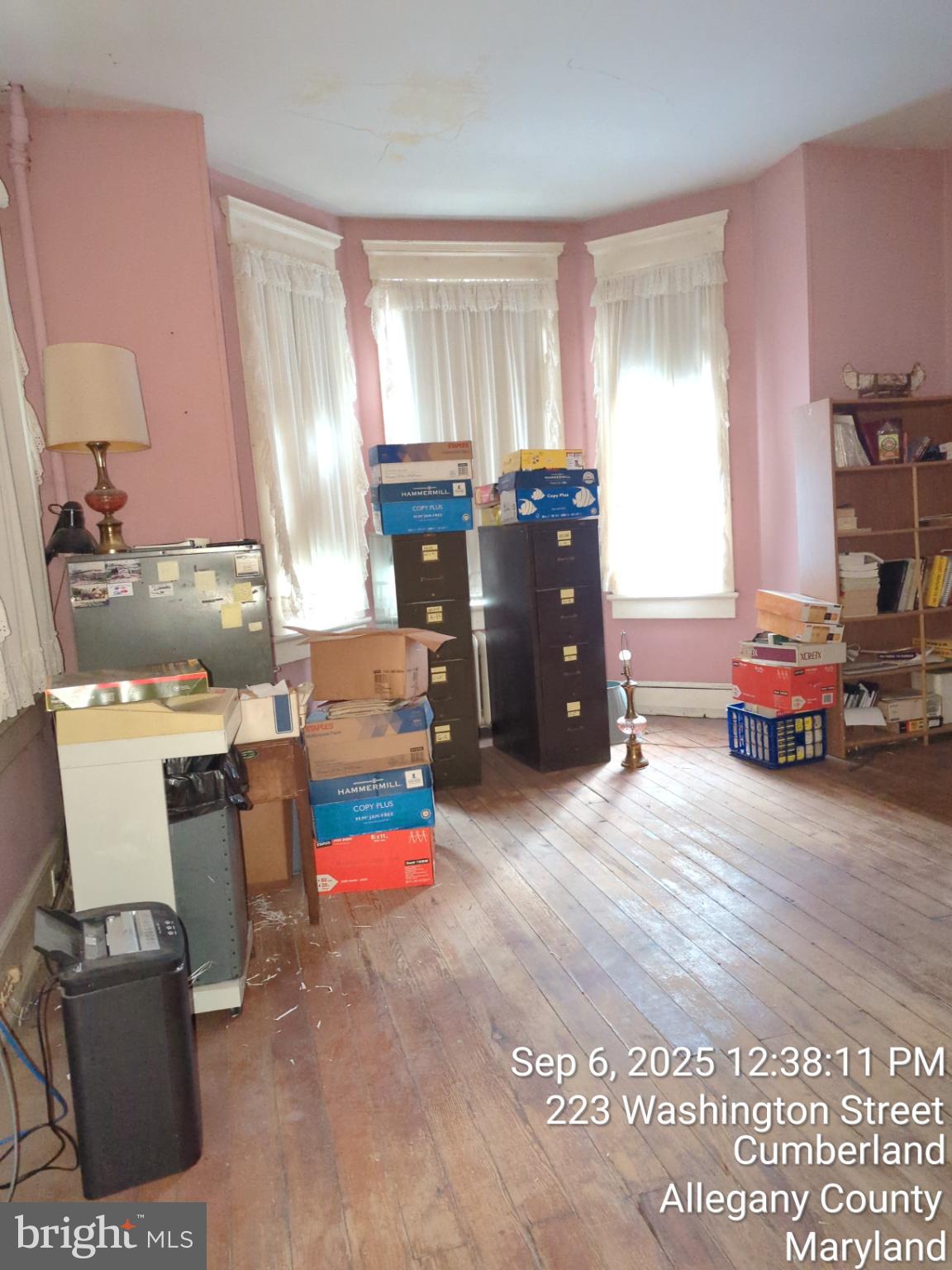 WEST SIDE - Residential