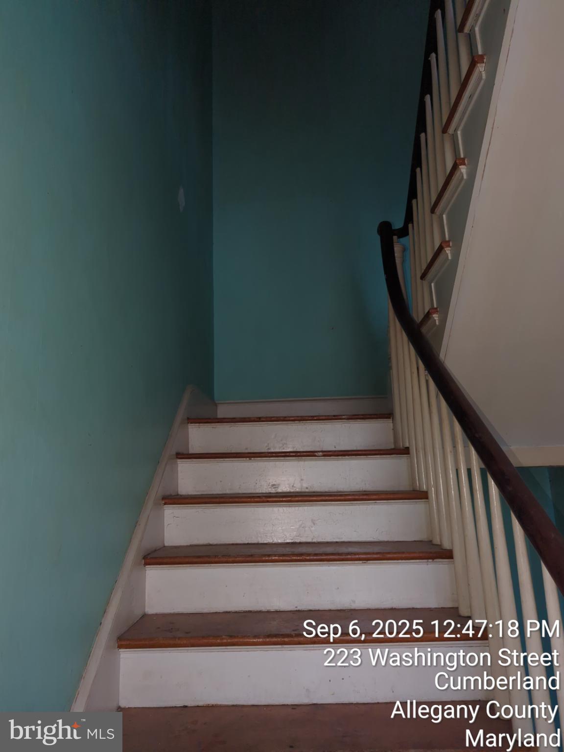 WEST SIDE - Residential