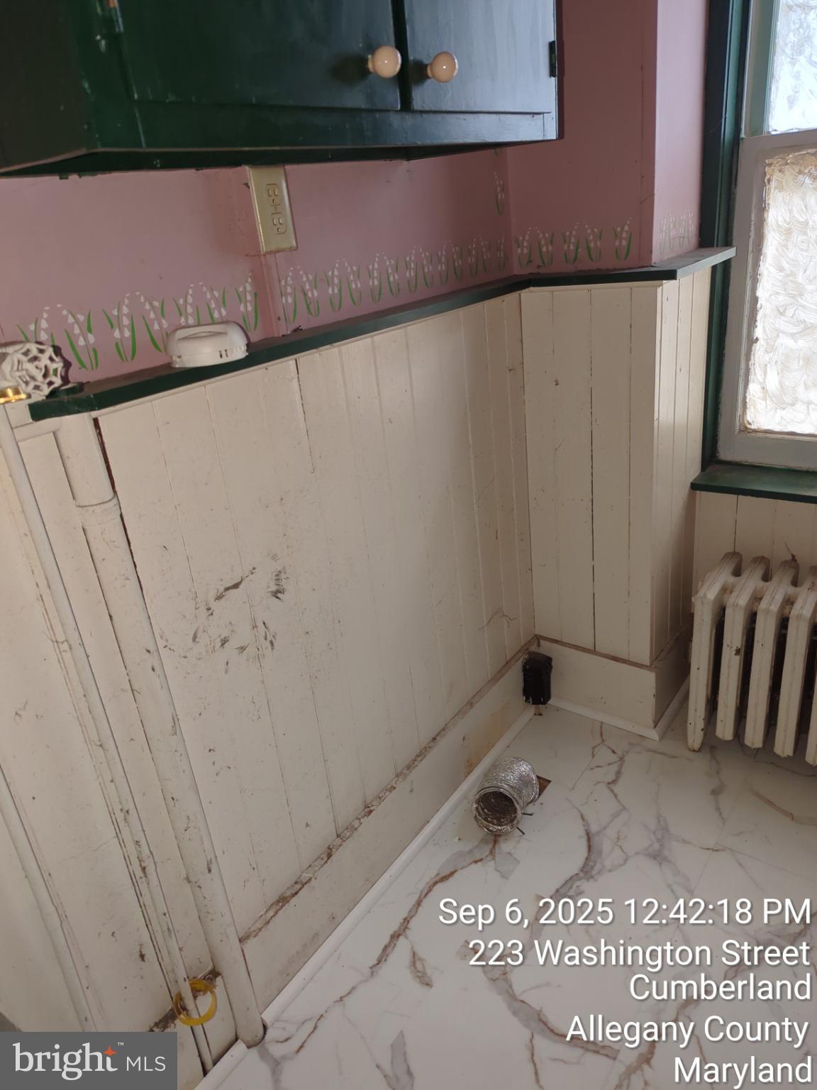 WEST SIDE - Residential