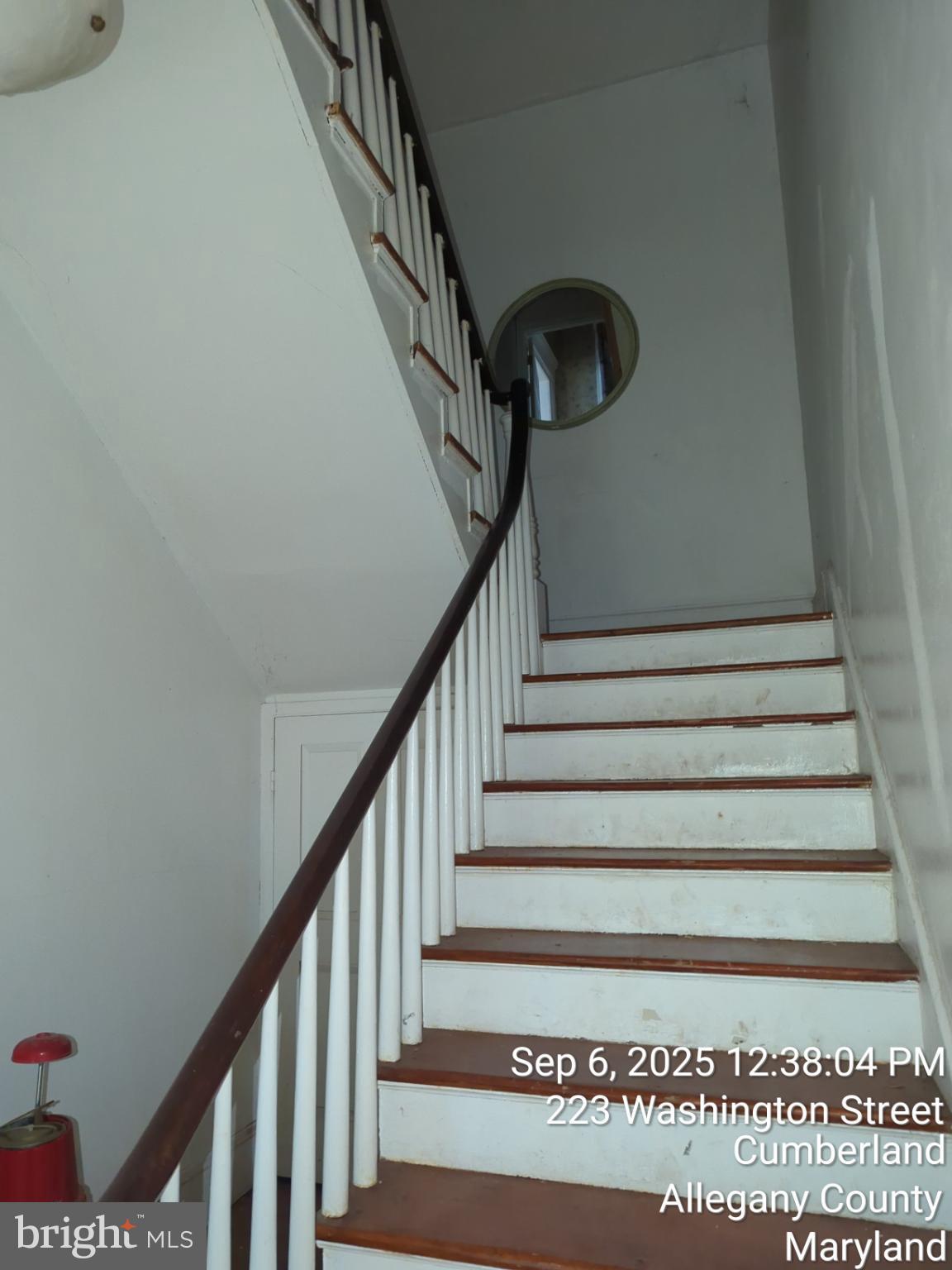 WEST SIDE - Residential