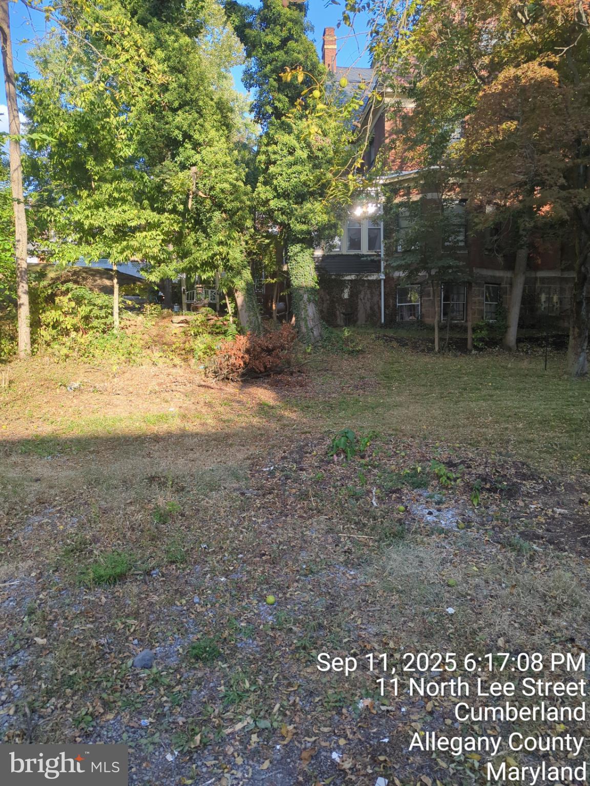 WEST SIDE - Residential