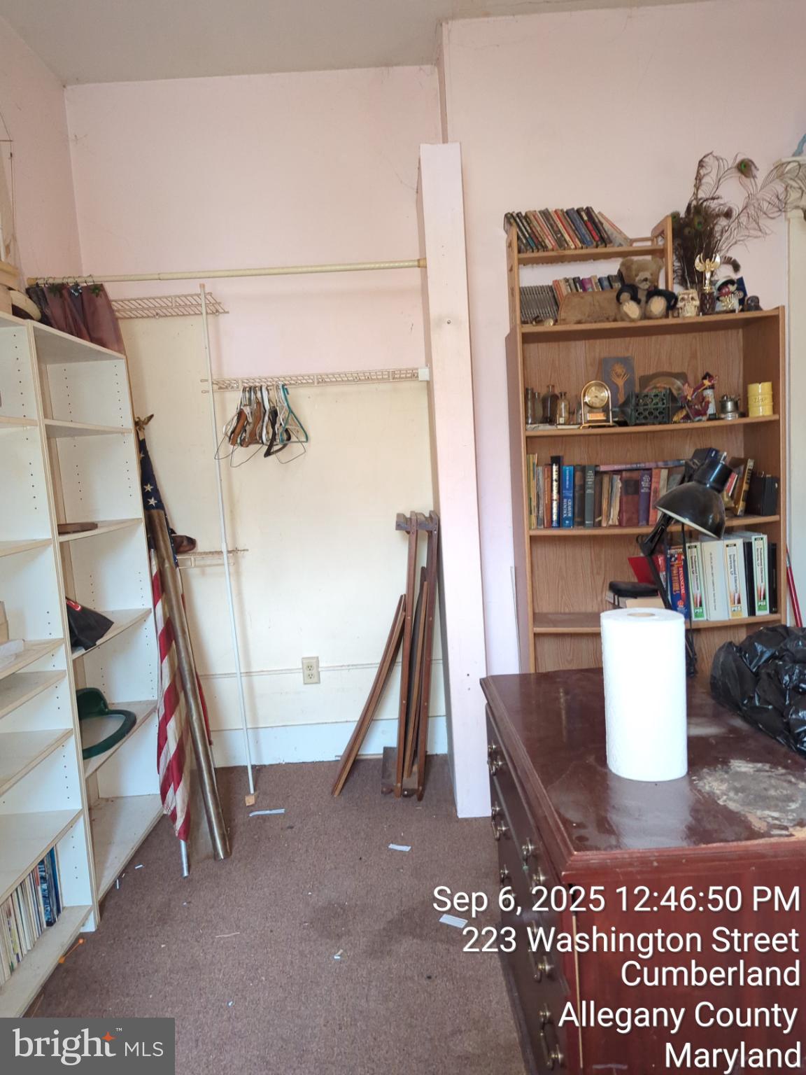 WEST SIDE - Residential