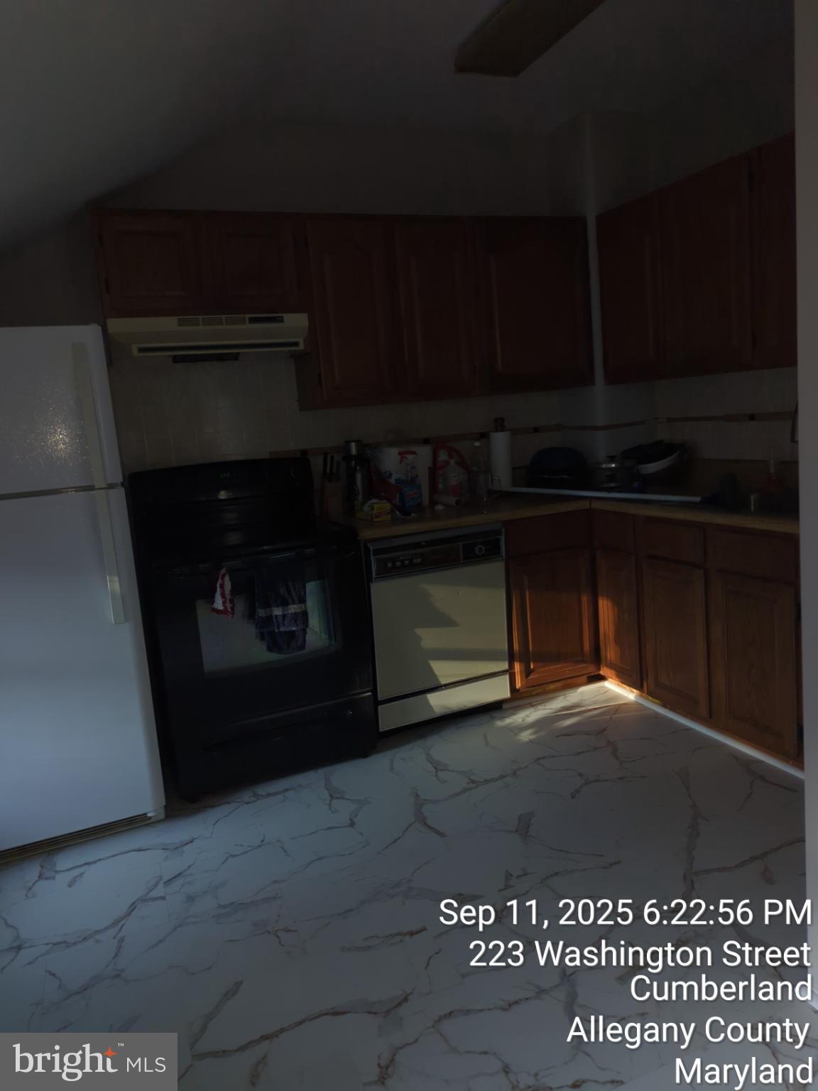 WEST SIDE - Residential