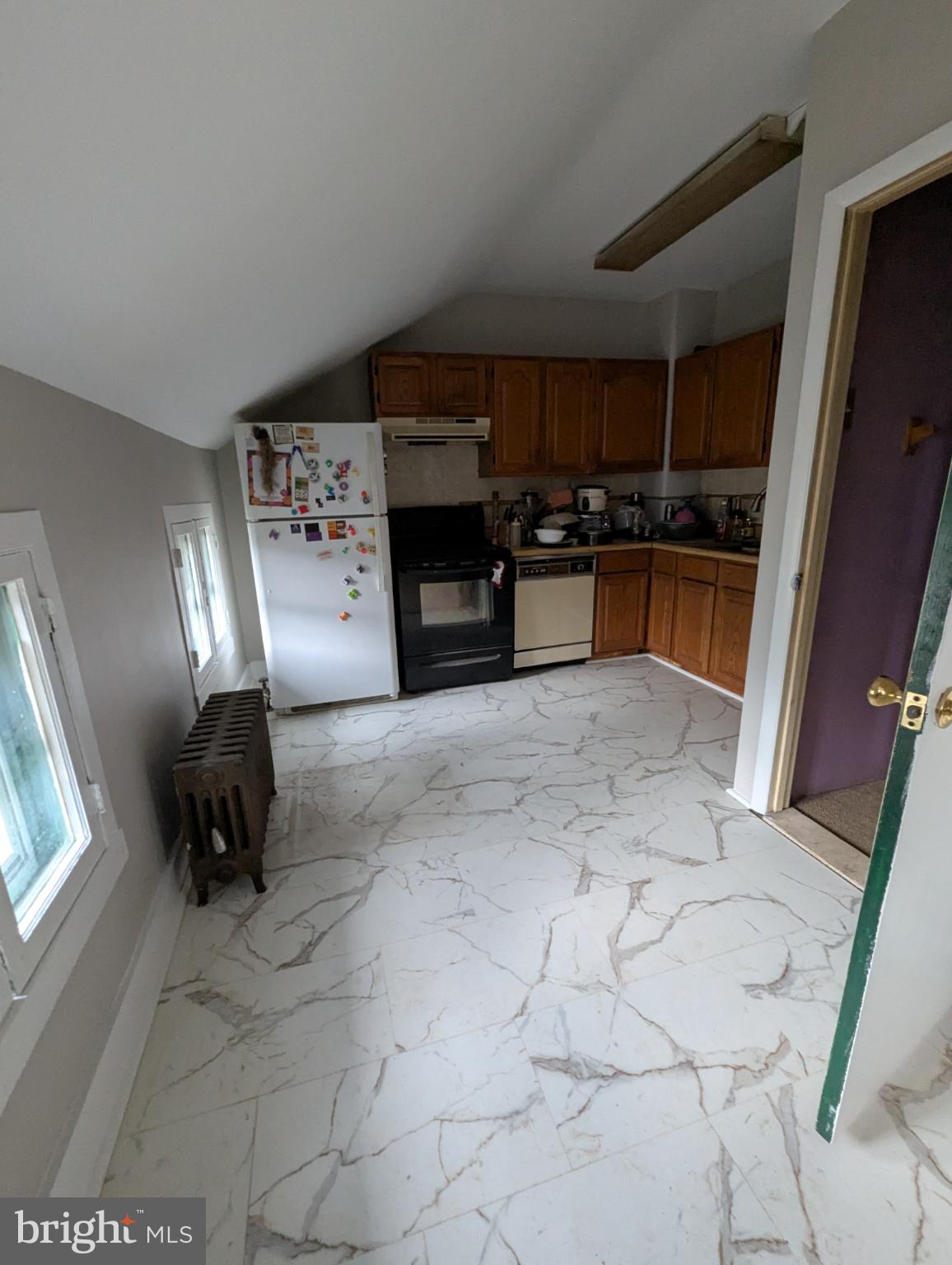 WEST SIDE - Residential