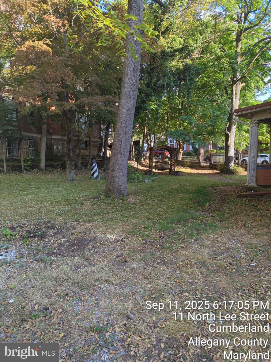 WEST SIDE - Residential