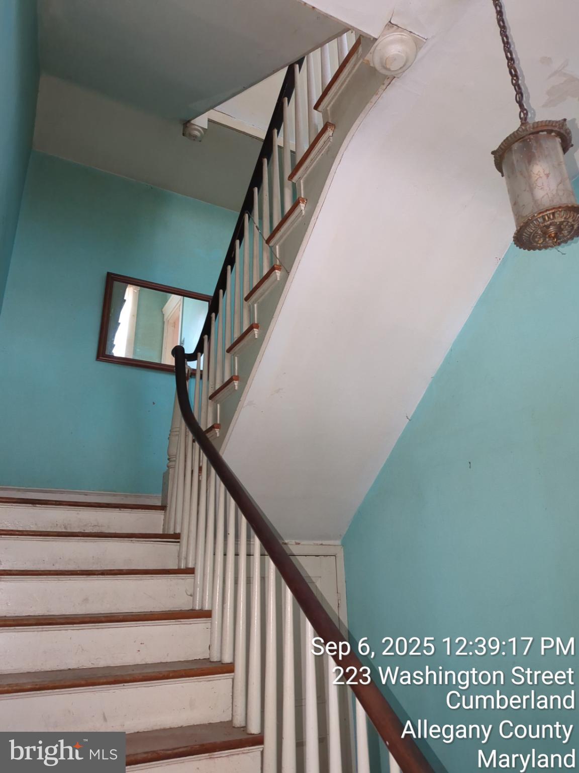 WEST SIDE - Residential