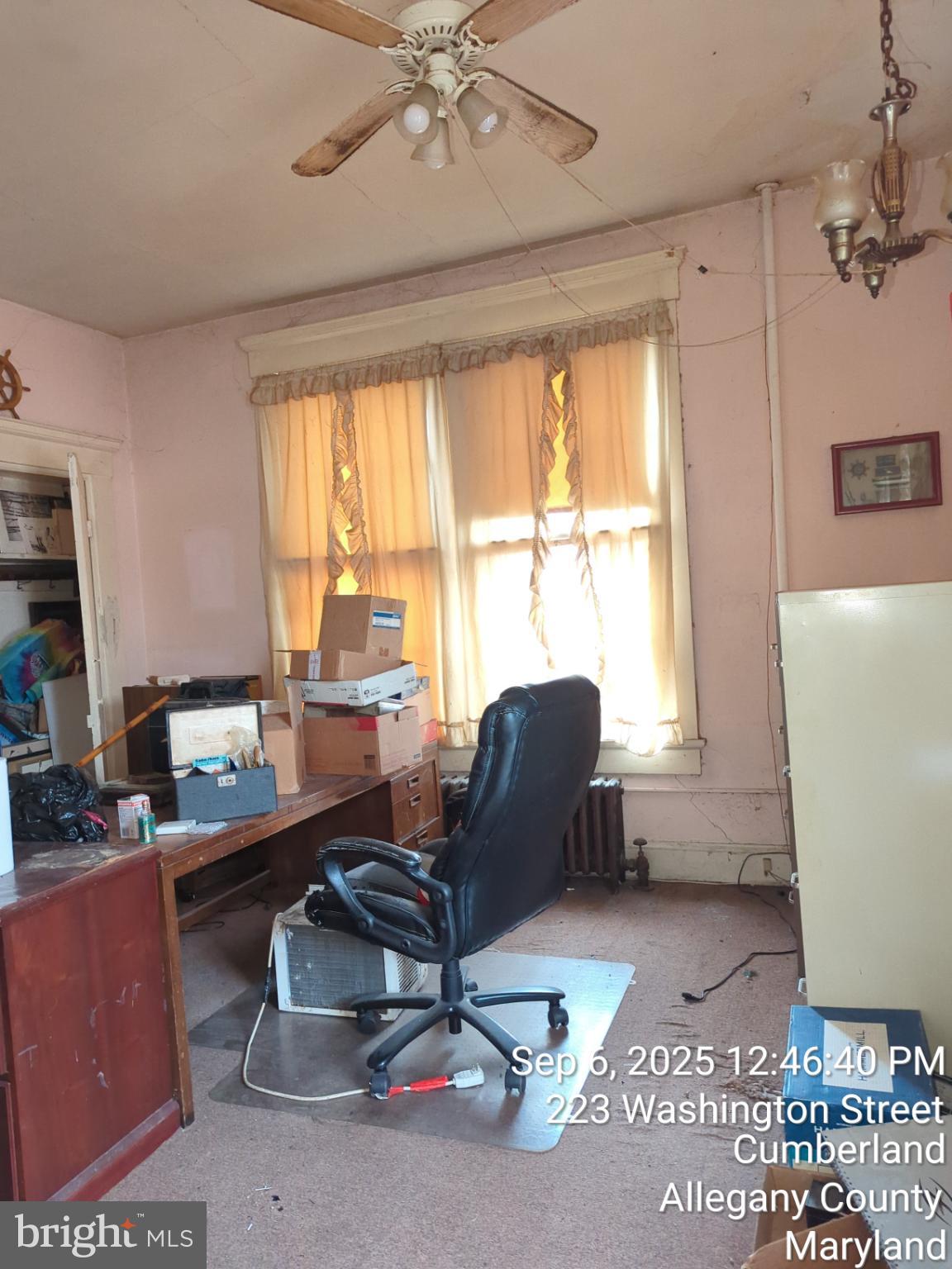 WEST SIDE - Residential