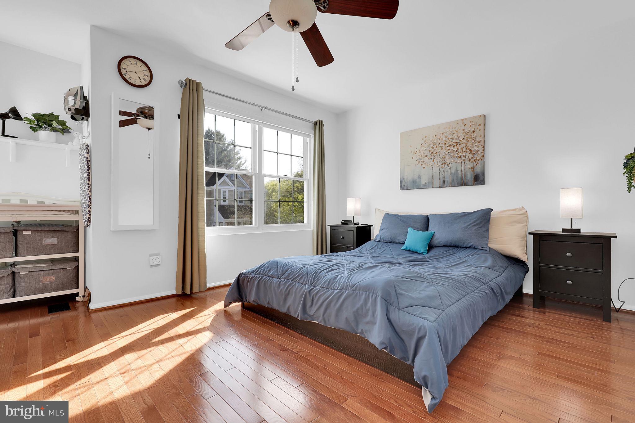 GUNNERS LAKE VILLAGE - Residential