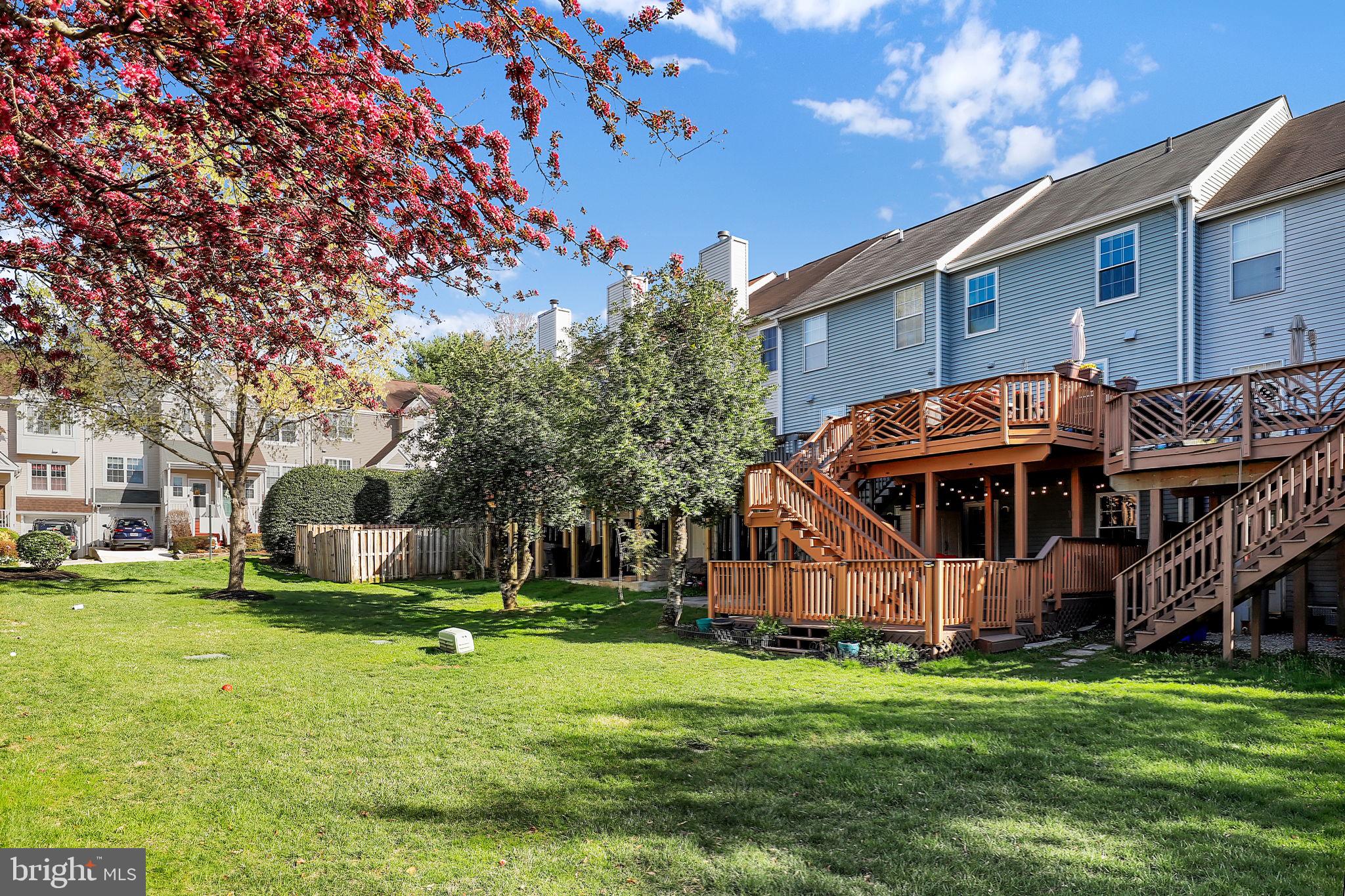 GUNNERS LAKE VILLAGE - Residential