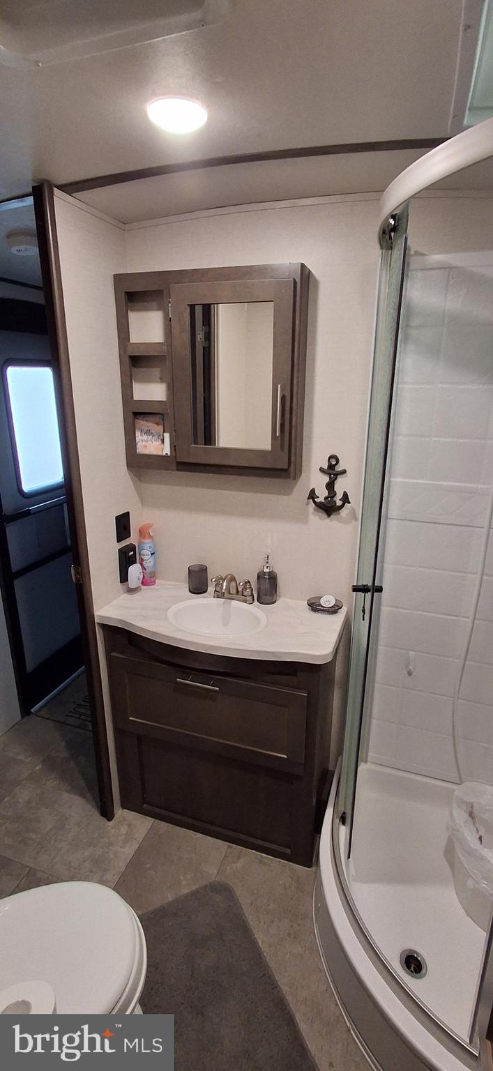 CACAPON RAPIDS - Land