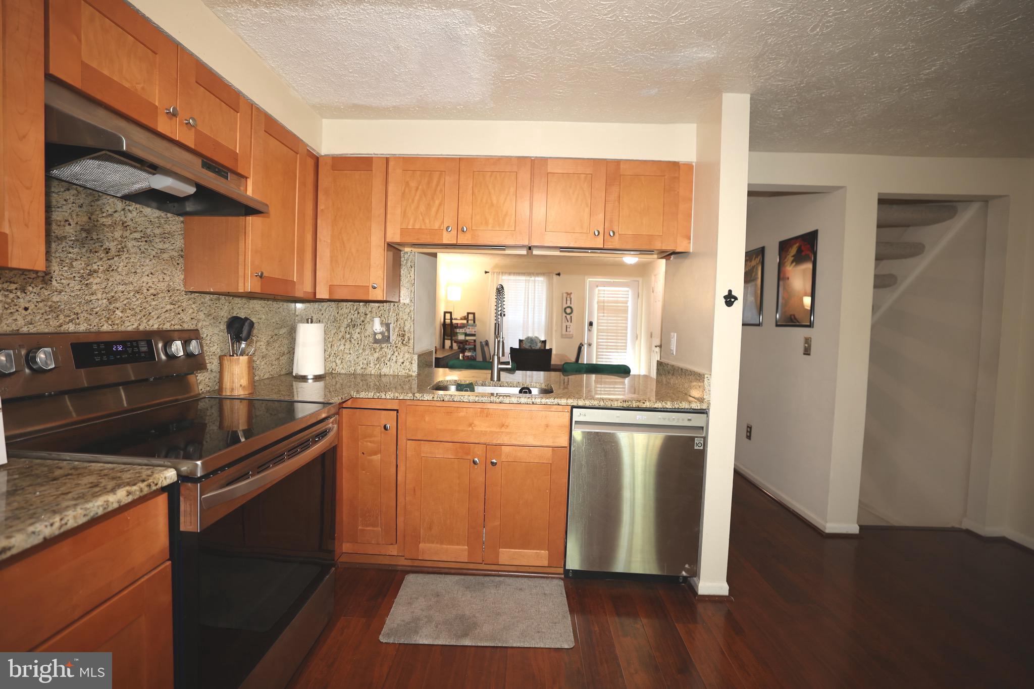 SOUTHBRIDGE - Residential Lease