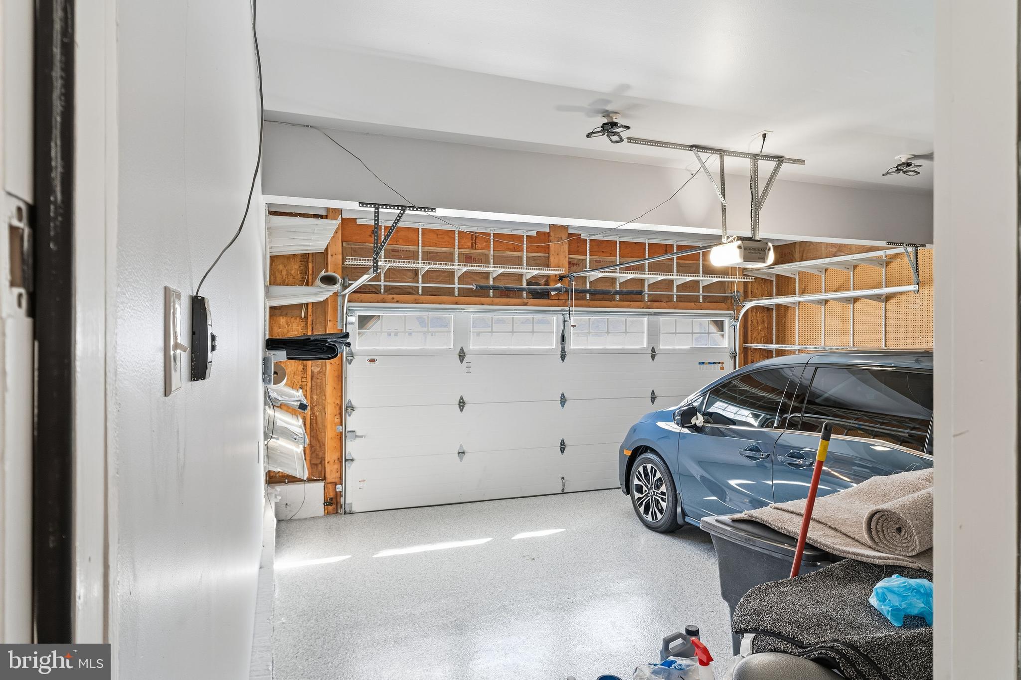 DISNEY ESTATES - Residential