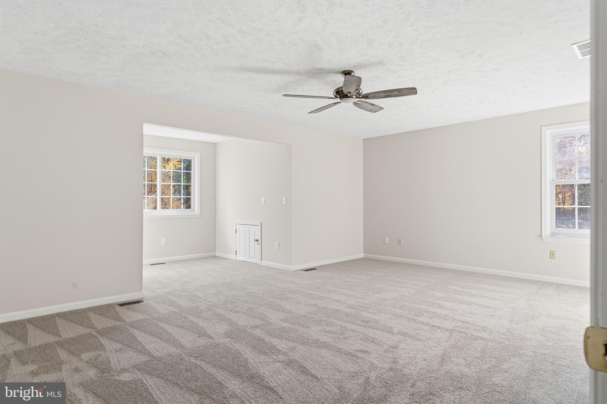 DISNEY ESTATES - Residential