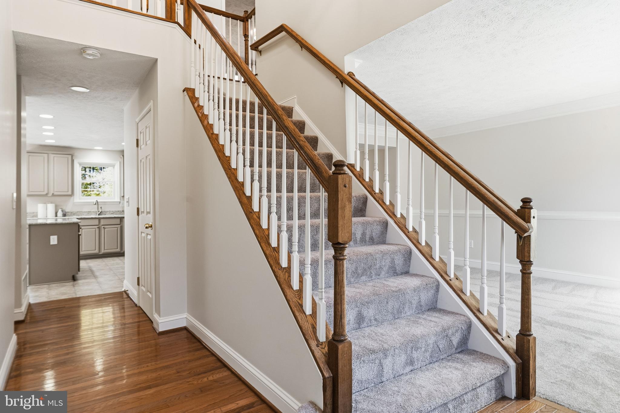 7706 W EVANSTON COURT