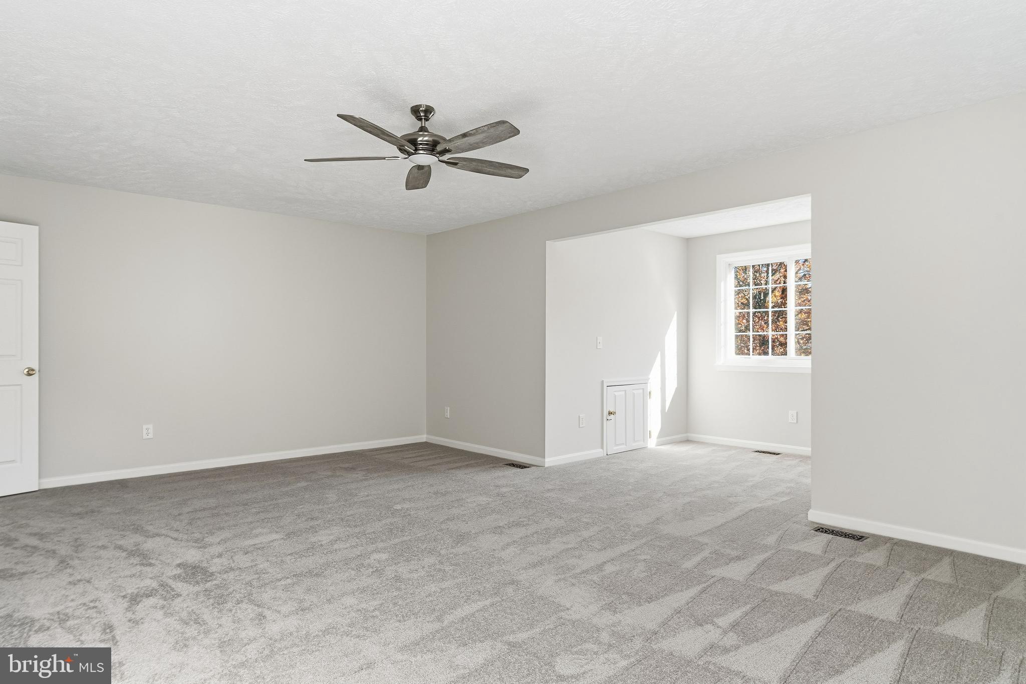 DISNEY ESTATES - Residential