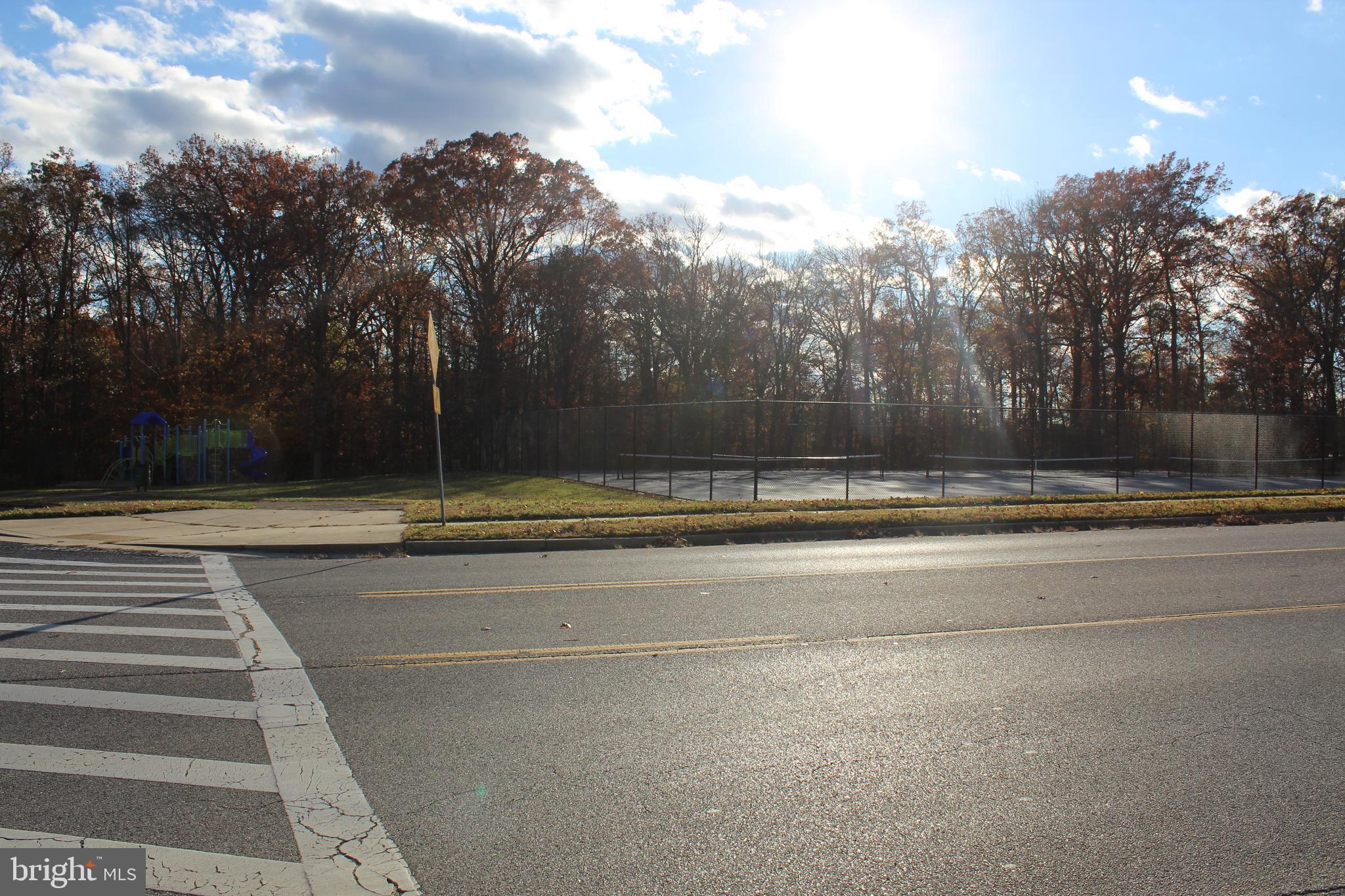 DISNEY ESTATES - Residential